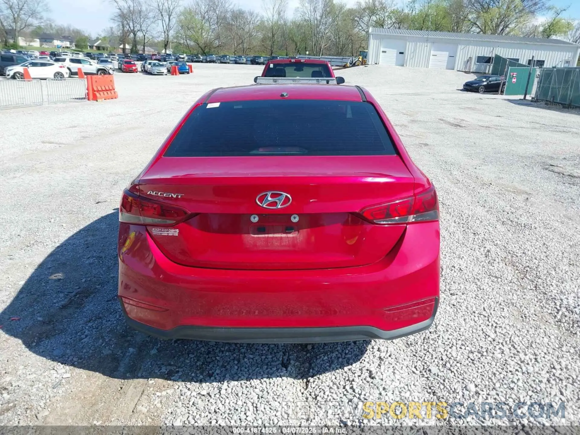 16 Photograph of a damaged car 3KPC24A69ME140546 HYUNDAI ACCENT 2021