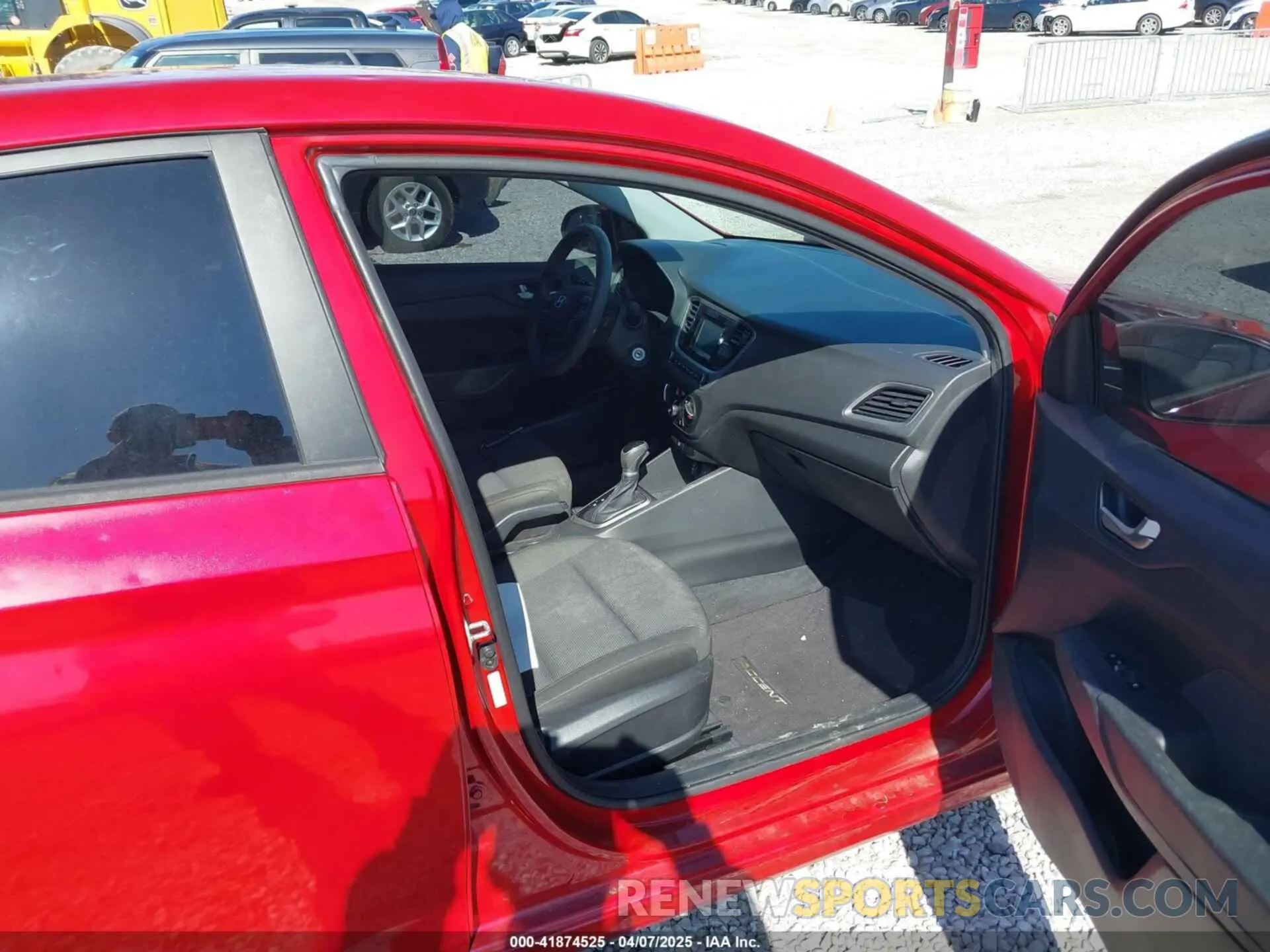 5 Photograph of a damaged car 3KPC24A69ME140546 HYUNDAI ACCENT 2021