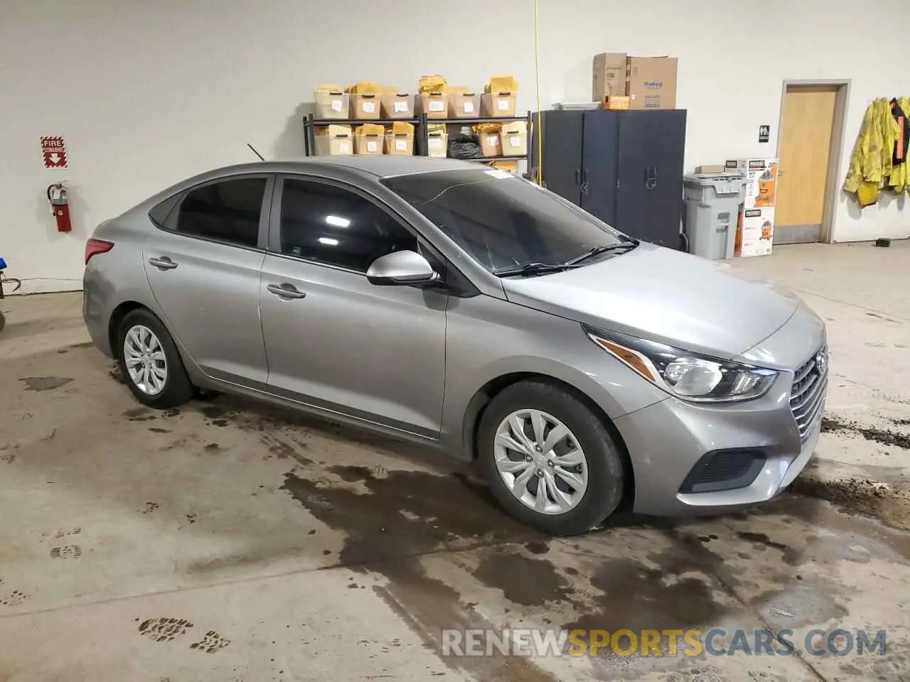 4 Photograph of a damaged car 3KPC24A69ME143978 HYUNDAI ACCENT 2021