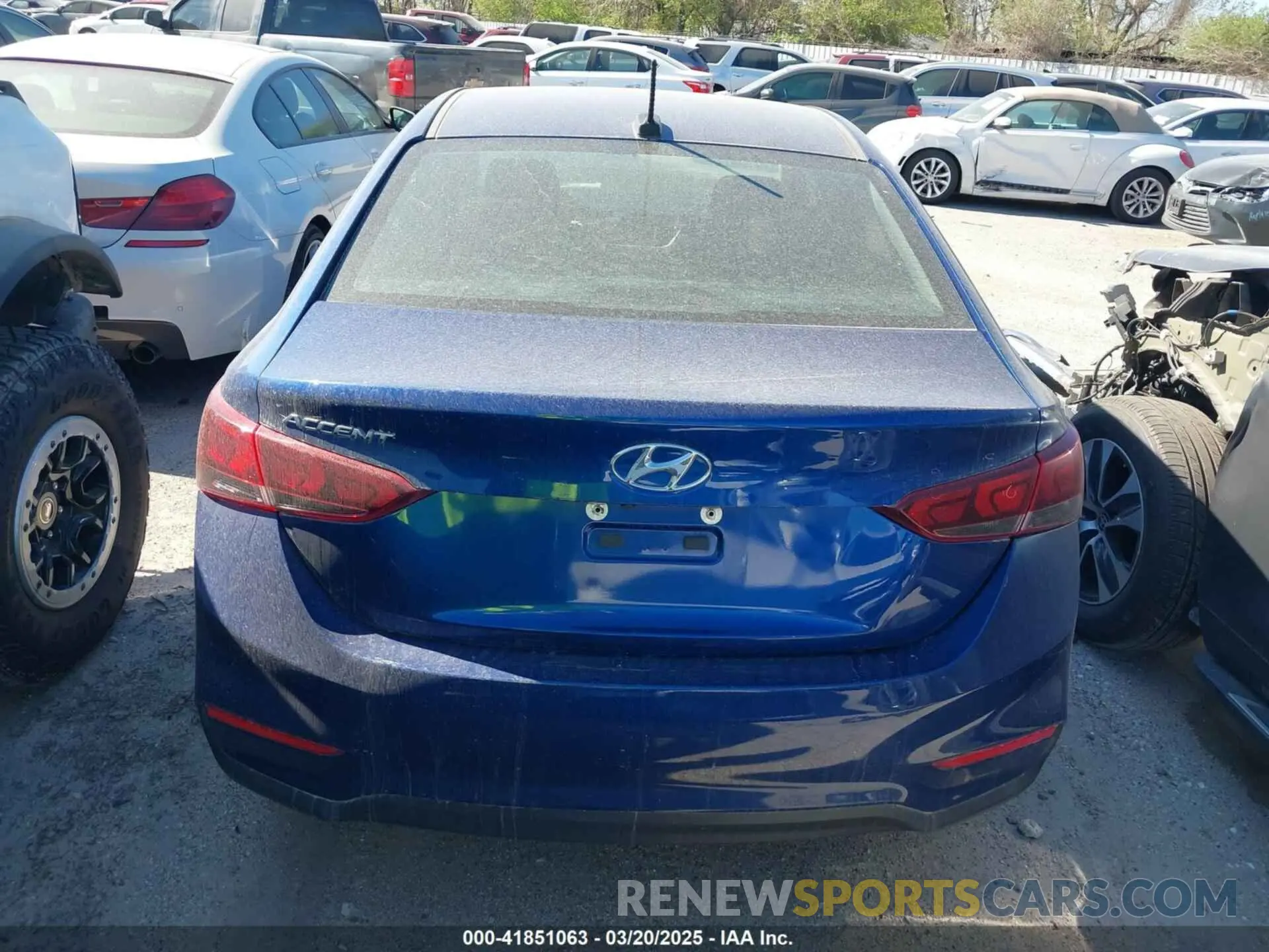 17 Photograph of a damaged car 3KPC24A69ME146153 HYUNDAI ACCENT 2021