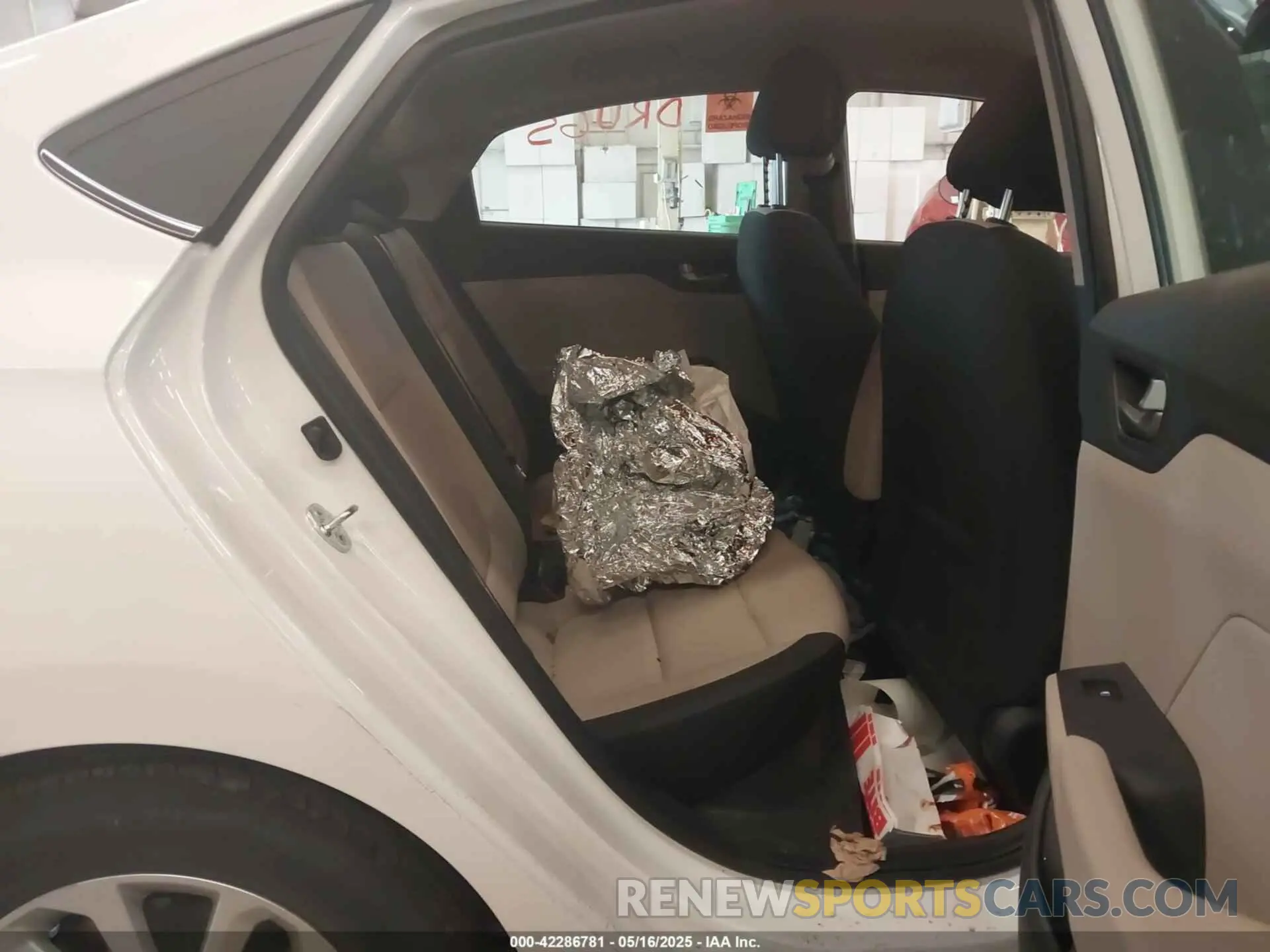 8 Фотография поврежденного автомобиля 3KPC24A6XME138028 HYUNDAI ACCENT 2021