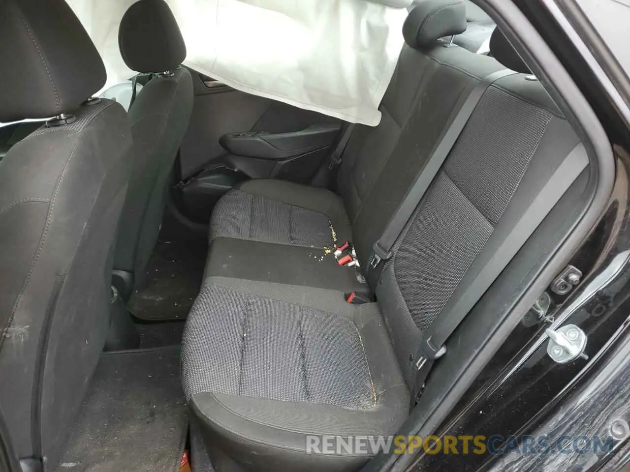 10 Photograph of a damaged car 3KPC24A6XME153001 HYUNDAI ACCENT 2021
