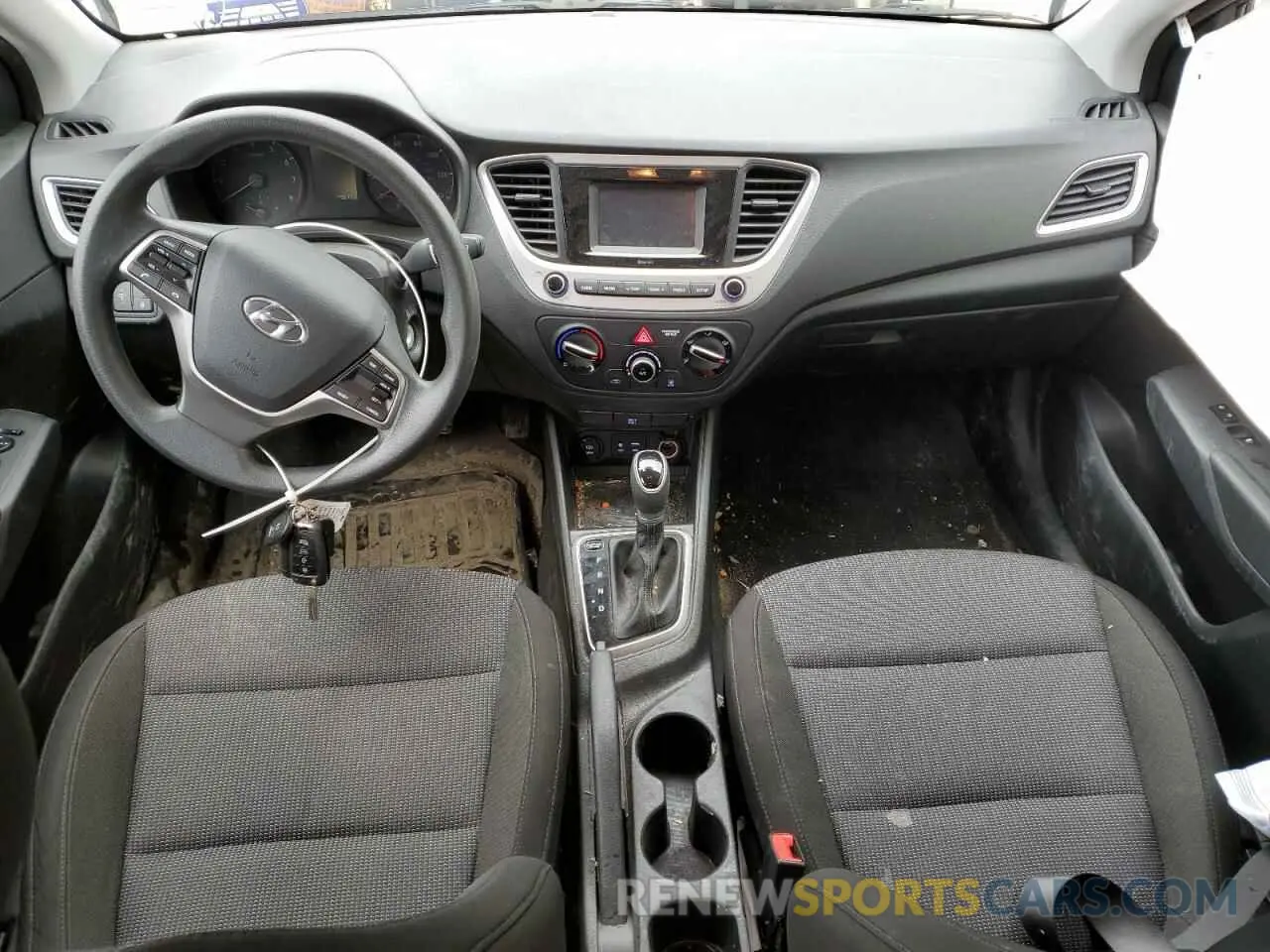 8 Photograph of a damaged car 3KPC24A6XME153001 HYUNDAI ACCENT 2021