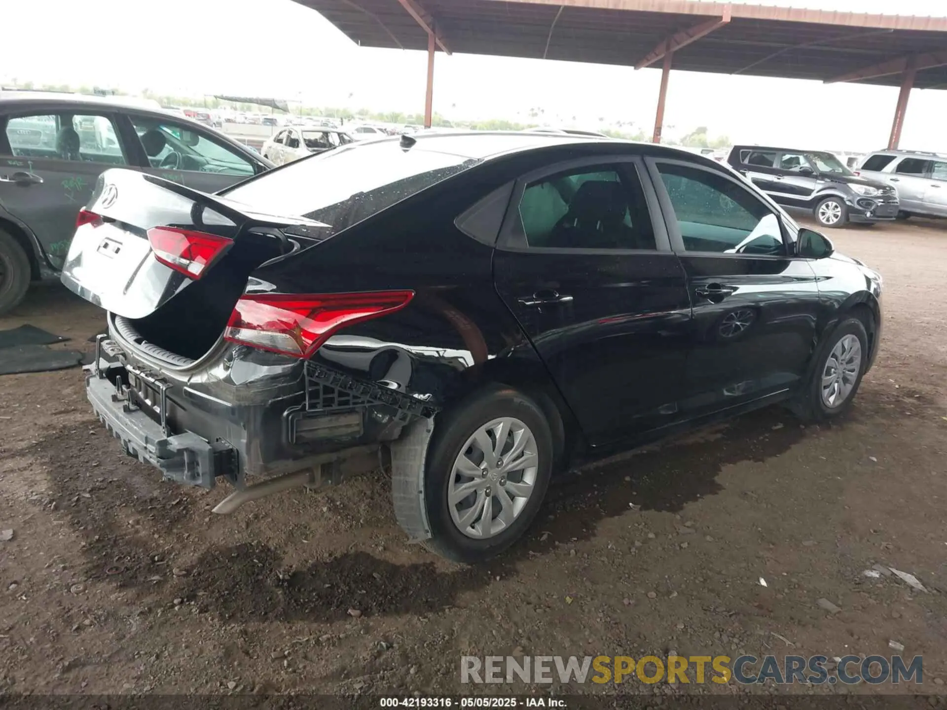 4 Фотография поврежденного автомобиля 3KPC24A60NE172870 HYUNDAI ACCENT 2022
