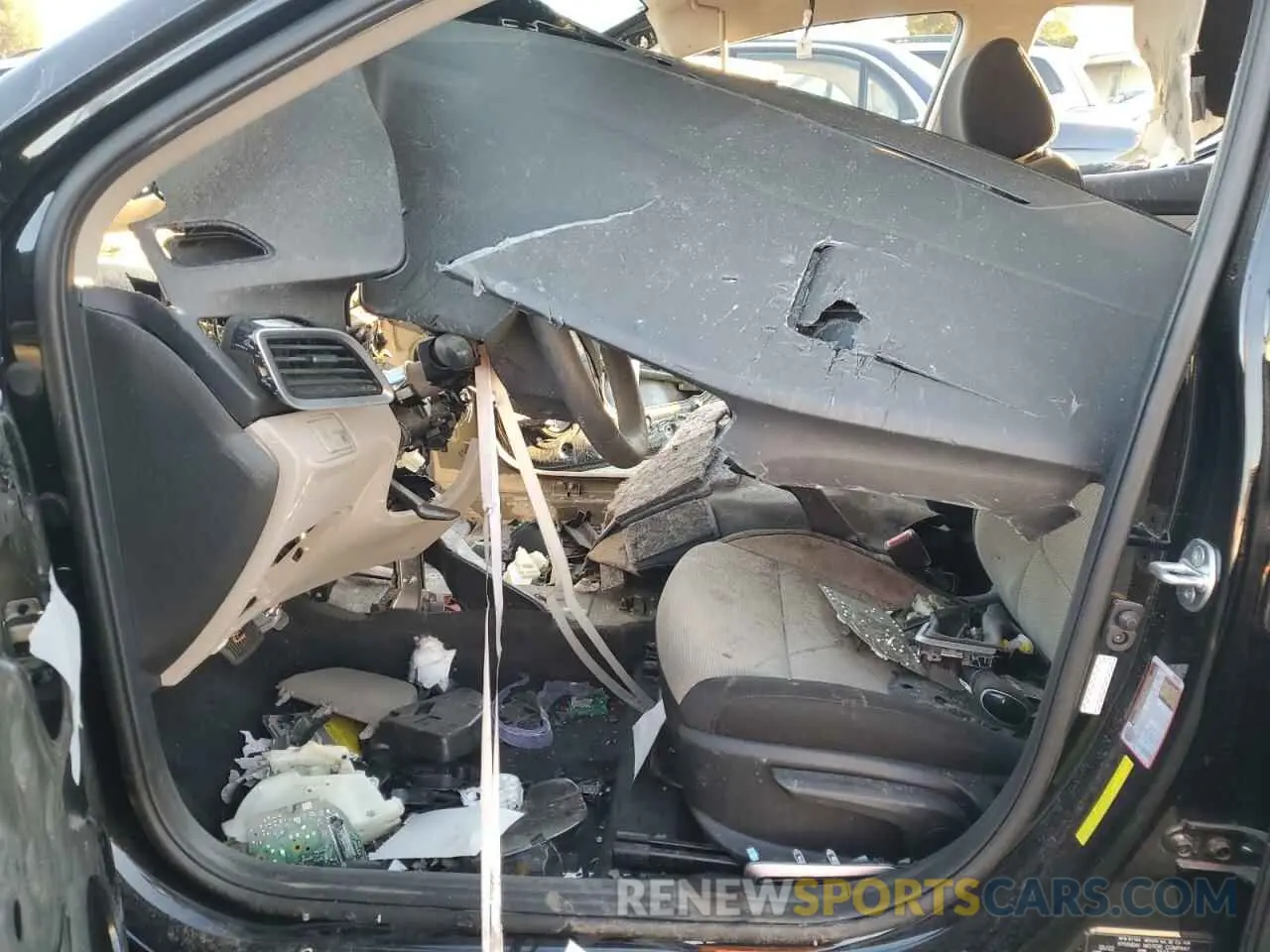 7 Photograph of a damaged car 3KPC24A60NE174196 HYUNDAI ACCENT 2022