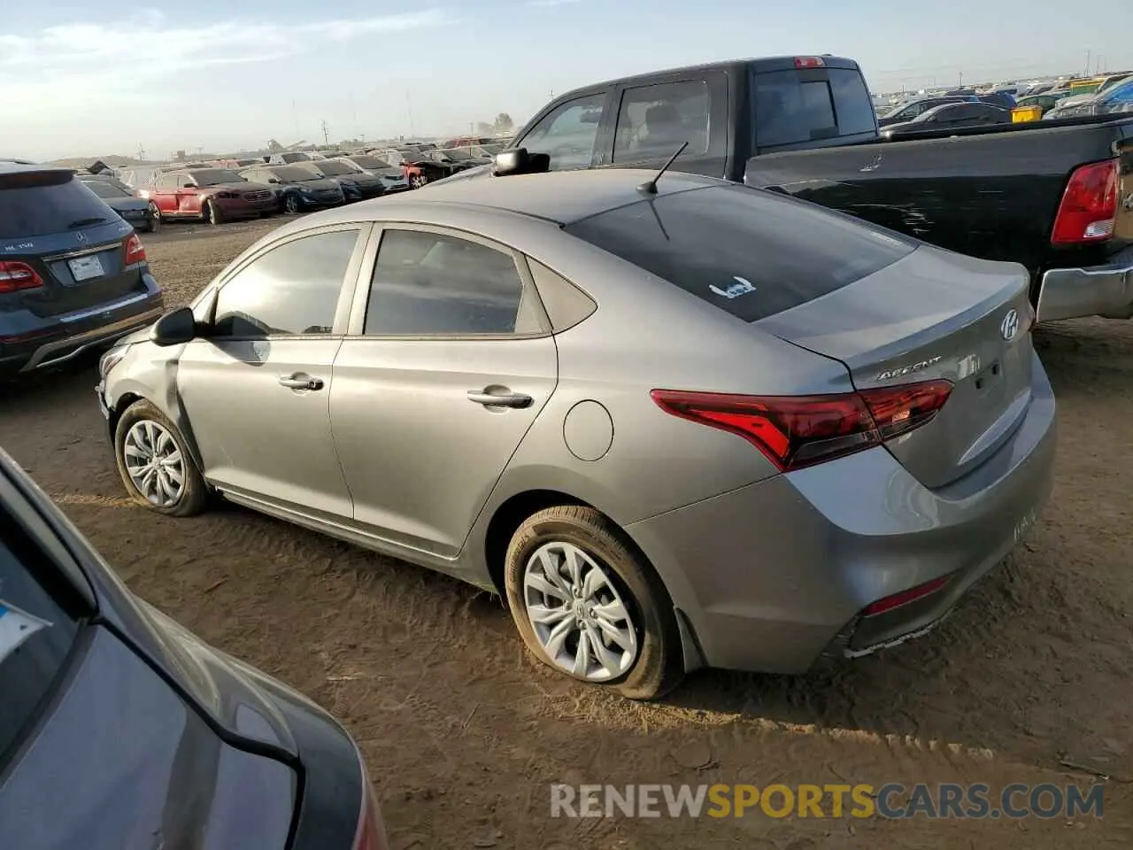2 Фотография поврежденного автомобиля 3KPC24A61NE179326 HYUNDAI ACCENT 2022
