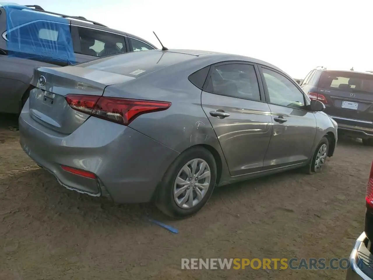 3 Фотография поврежденного автомобиля 3KPC24A61NE179326 HYUNDAI ACCENT 2022
