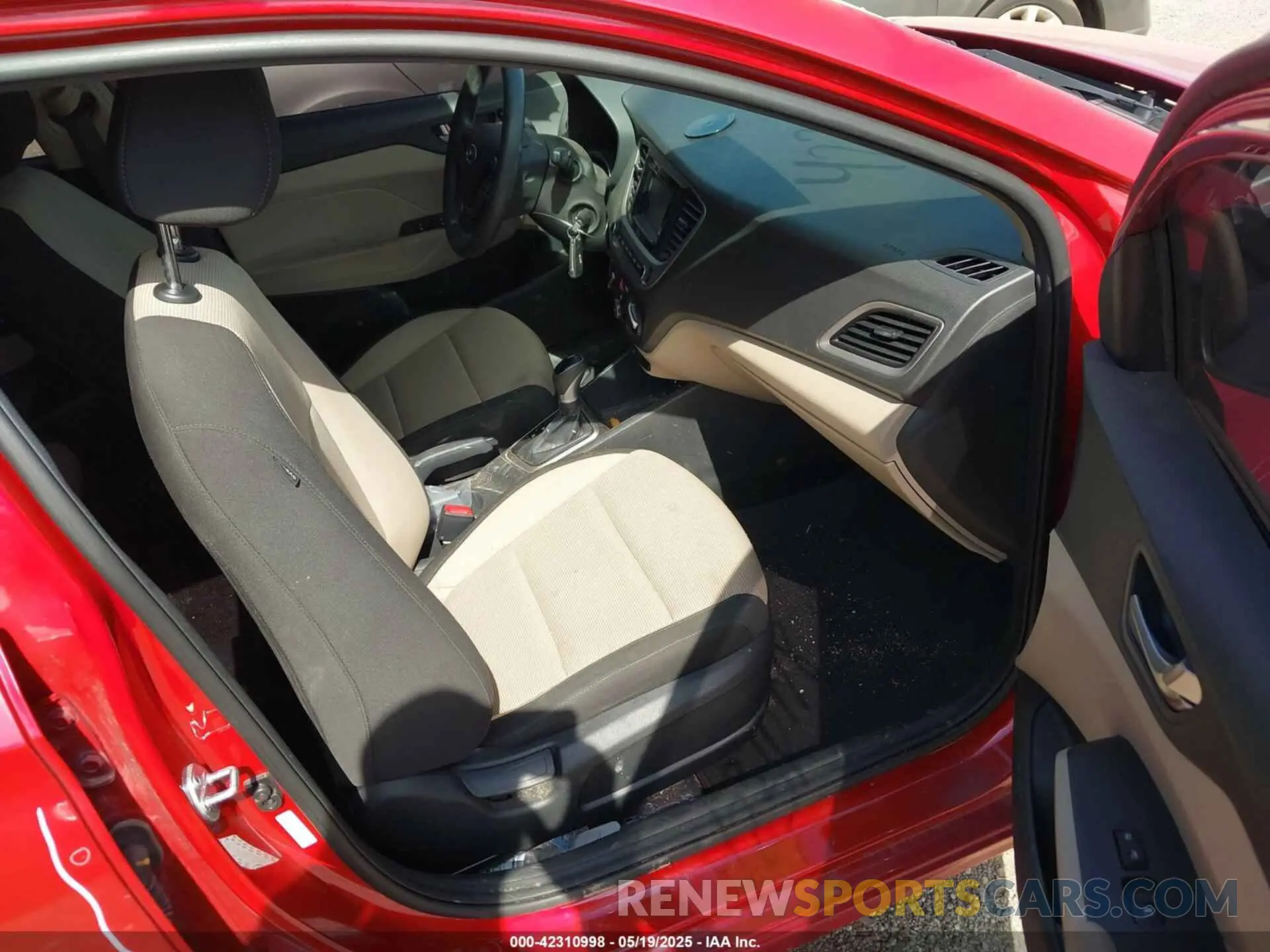 5 Photograph of a damaged car 3KPC24A62NE160929 HYUNDAI ACCENT 2022