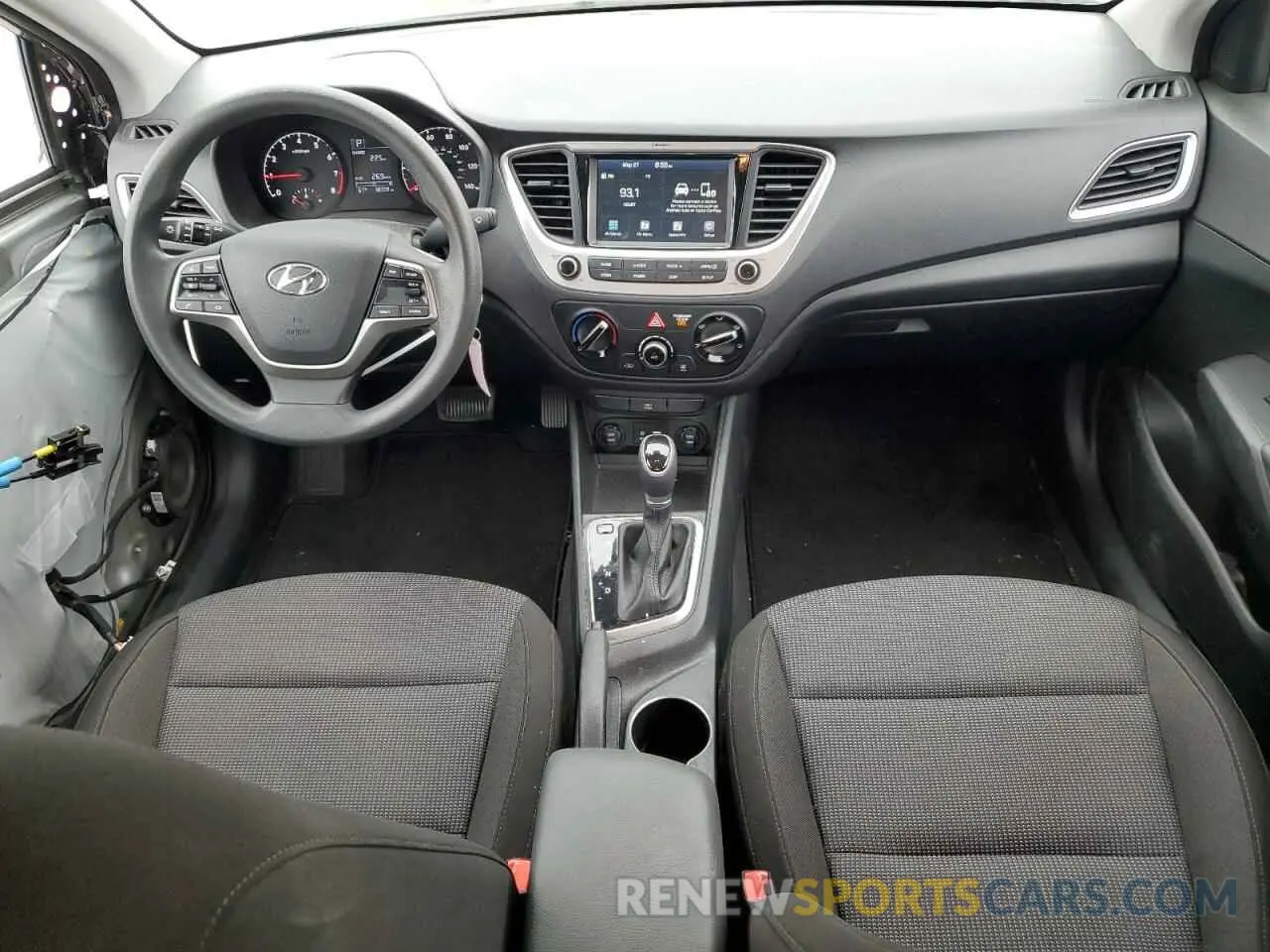 8 Photograph of a damaged car 3KPC24A62NE166262 HYUNDAI ACCENT 2022