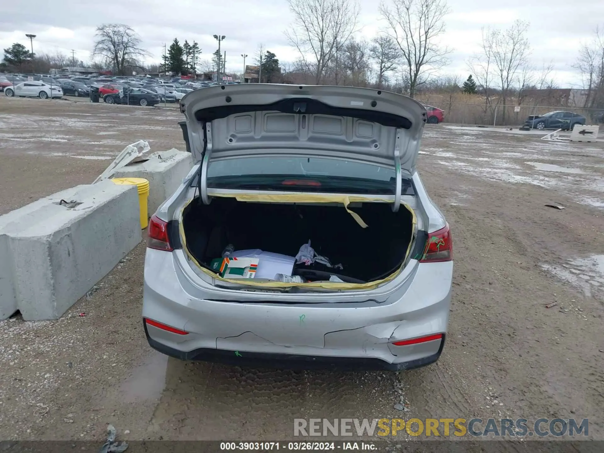 16 Photograph of a damaged car 3KPC24A62NE173633 HYUNDAI ACCENT 2022