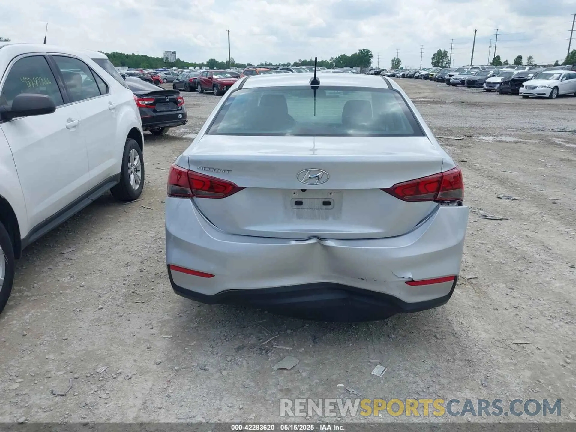 16 Photograph of a damaged car 3KPC24A62NE189802 HYUNDAI ACCENT 2022