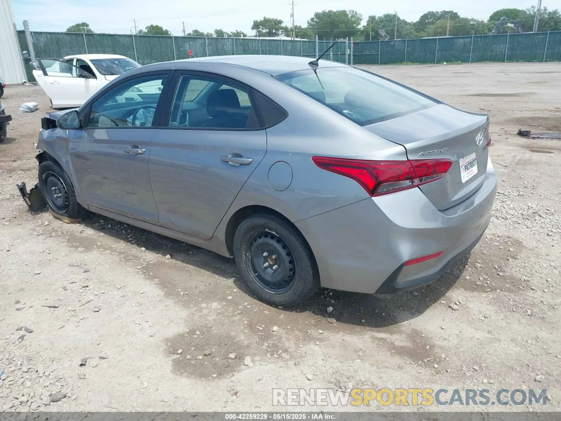 3 Photograph of a damaged car 3KPC24A63NE155481 HYUNDAI ACCENT 2022
