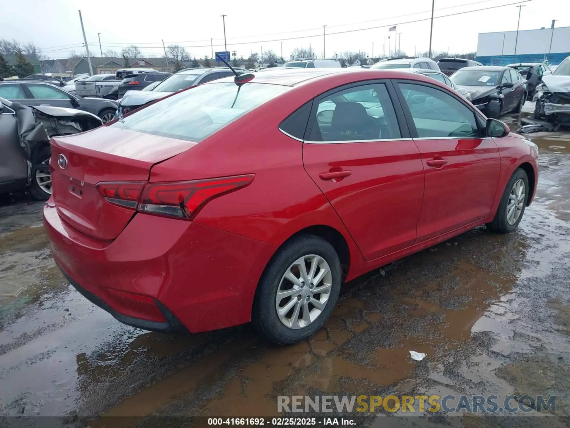 4 Фотография поврежденного автомобиля 3KPC24A63NE157389 HYUNDAI ACCENT 2022