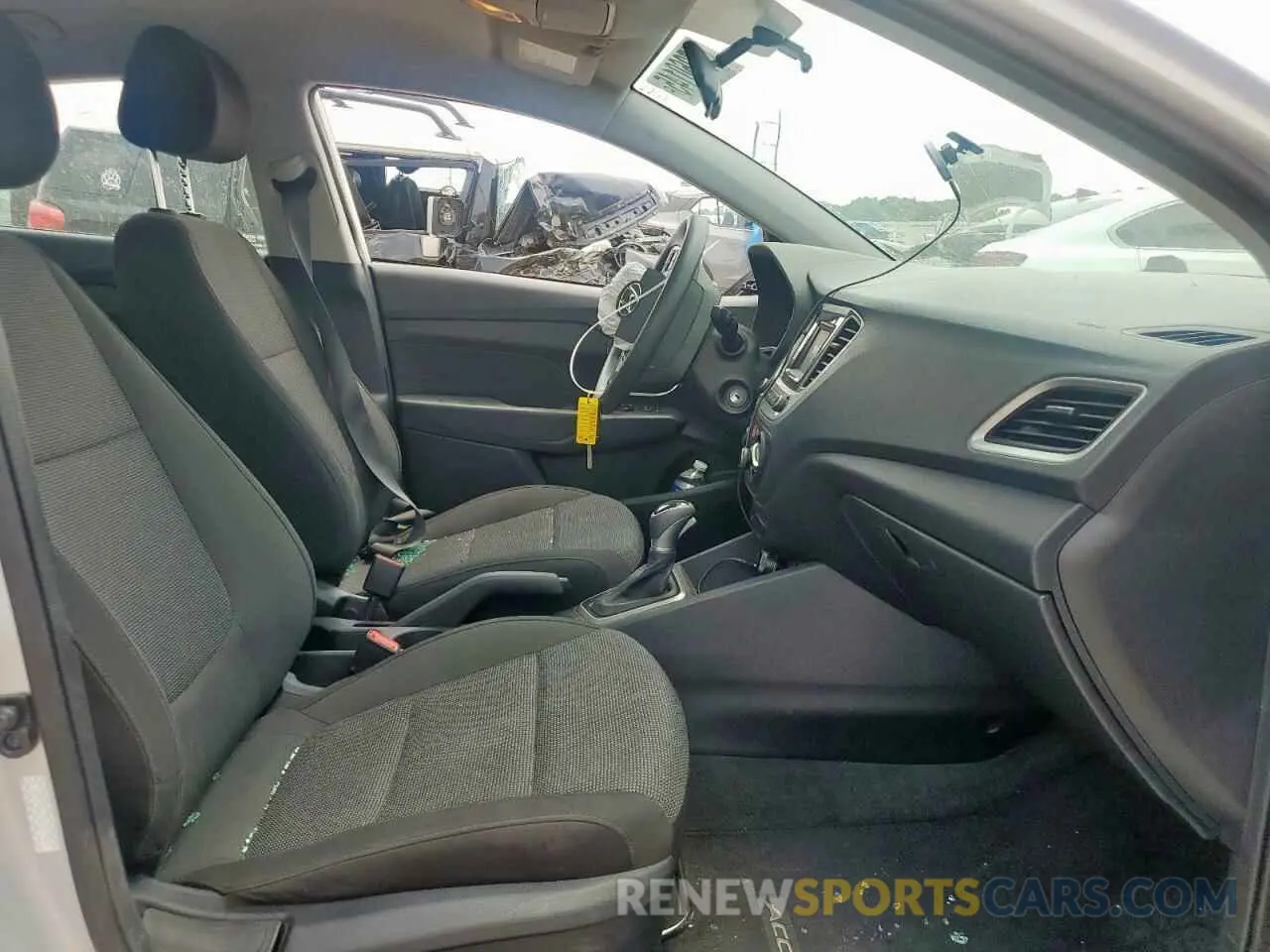 7 Photograph of a damaged car 3KPC24A63NE157747 HYUNDAI ACCENT 2022