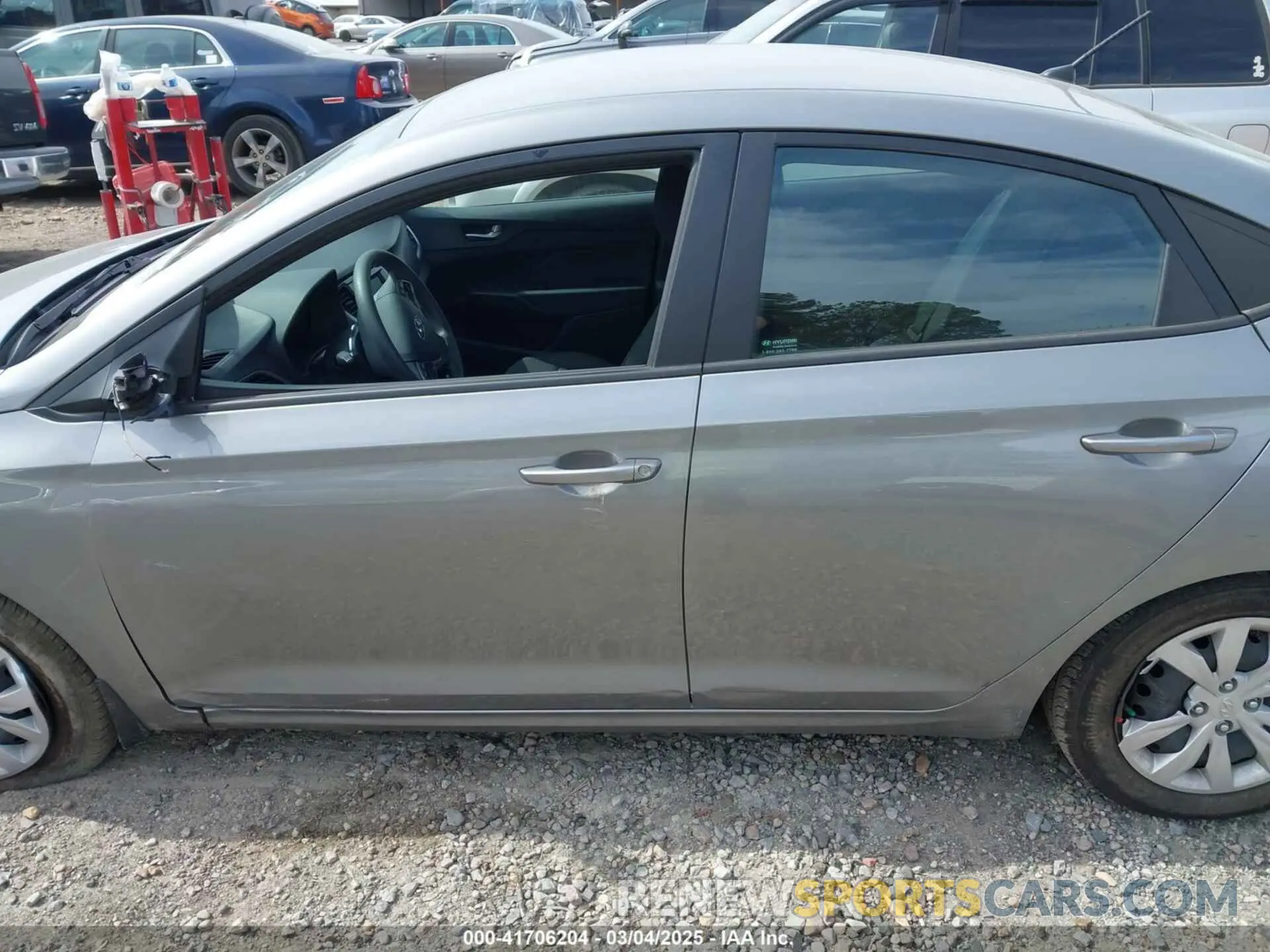 14 Photograph of a damaged car 3KPC24A63NE169851 HYUNDAI ACCENT 2022