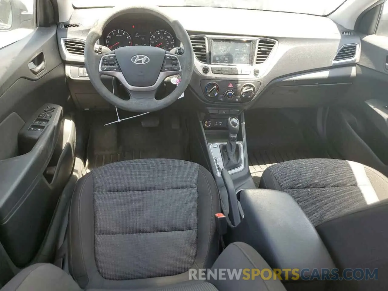 8 Фотография поврежденного автомобиля 3KPC24A64NE158826 HYUNDAI ACCENT 2022