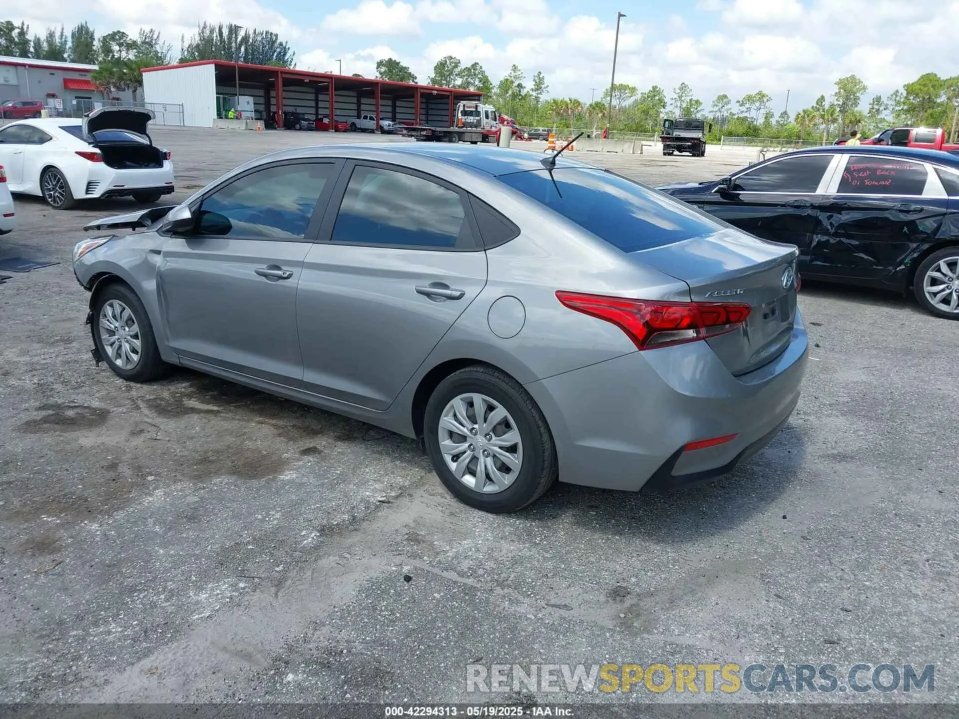 3 Фотография поврежденного автомобиля 3KPC24A64NE177618 HYUNDAI ACCENT 2022