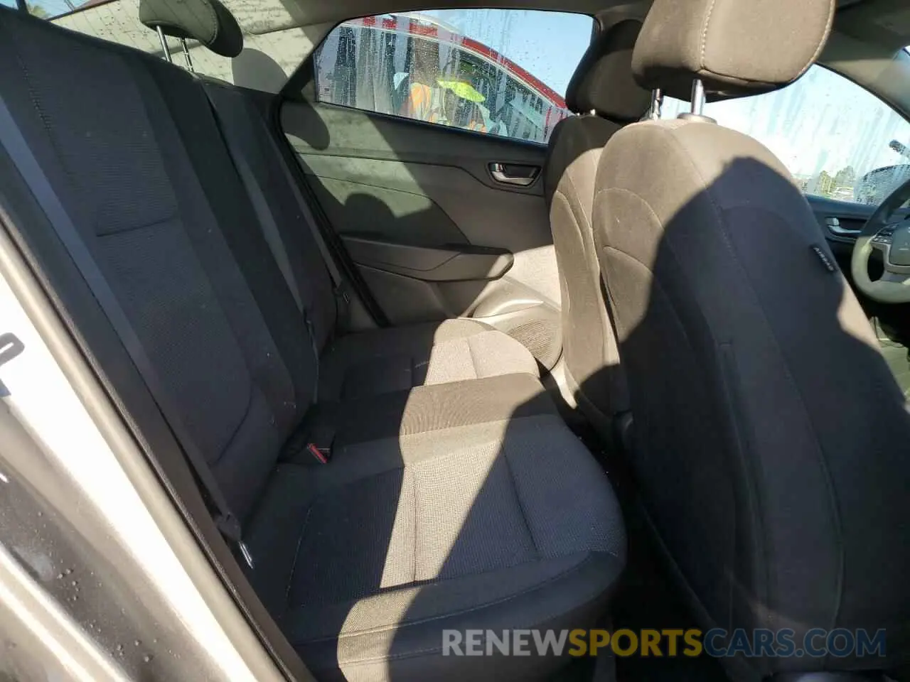 10 Photograph of a damaged car 3KPC24A64NE184438 HYUNDAI ACCENT 2022