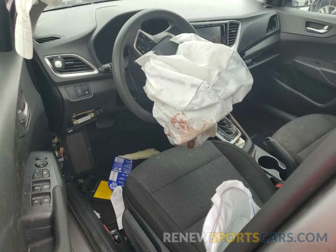 8 Photograph of a damaged car 3KPC24A64NE189980 HYUNDAI ACCENT 2022