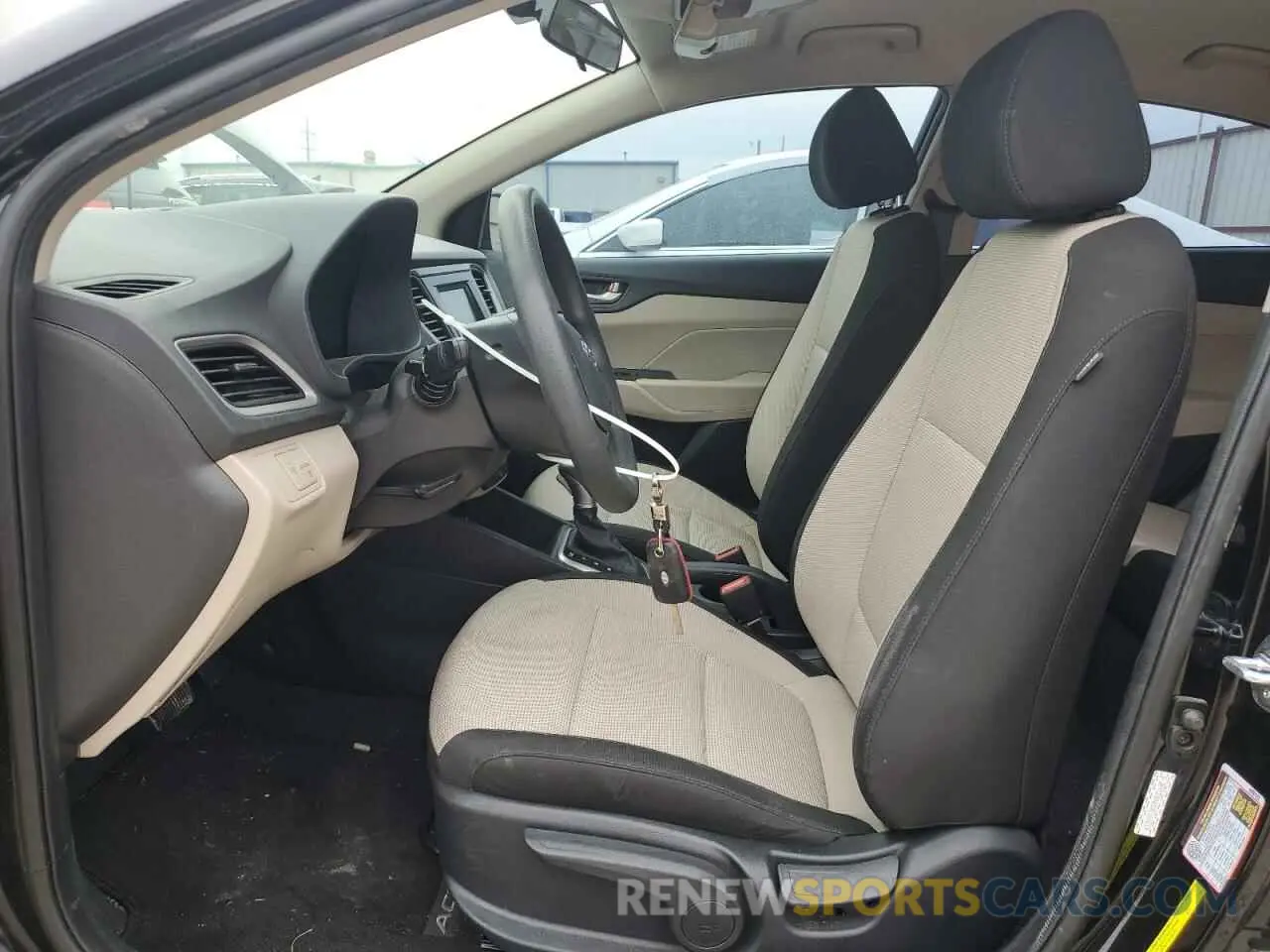 7 Фотография поврежденного автомобиля 3KPC24A65NE169219 HYUNDAI ACCENT 2022