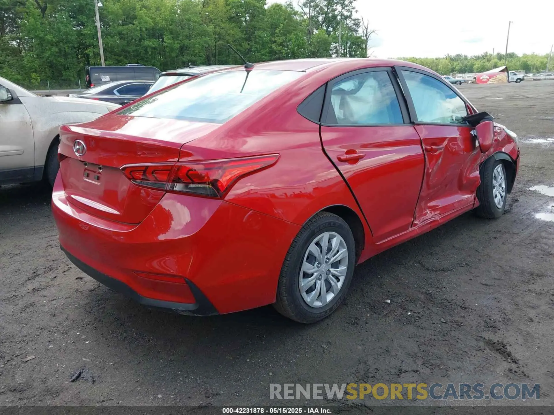 4 Фотография поврежденного автомобиля 3KPC24A66NE170802 HYUNDAI ACCENT 2022
