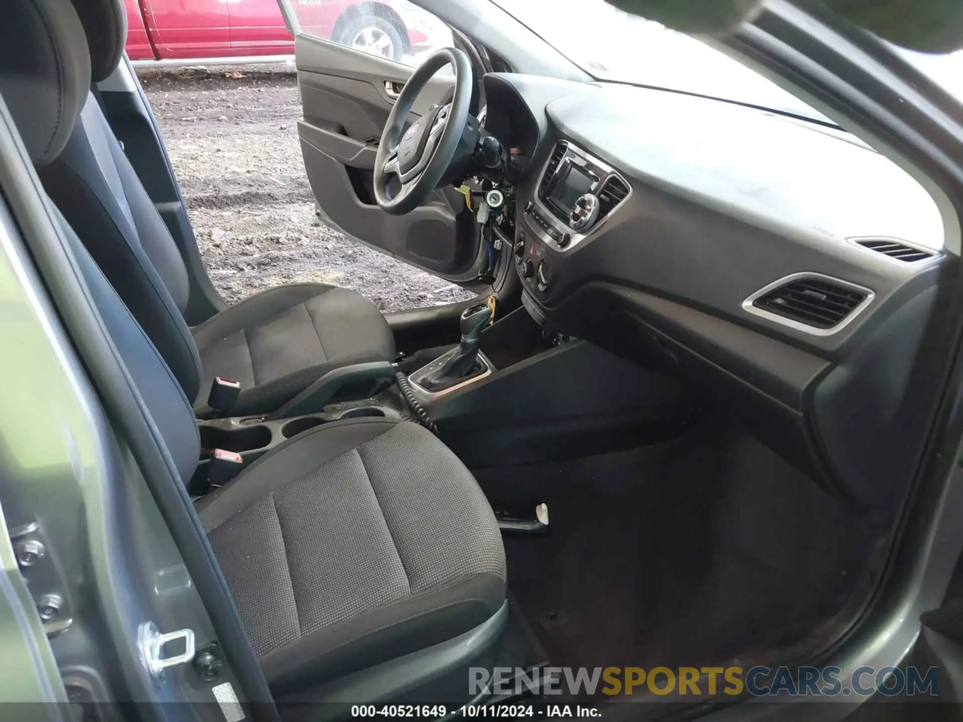 5 Photograph of a damaged car 3KPC24A66NE179564 HYUNDAI ACCENT 2022