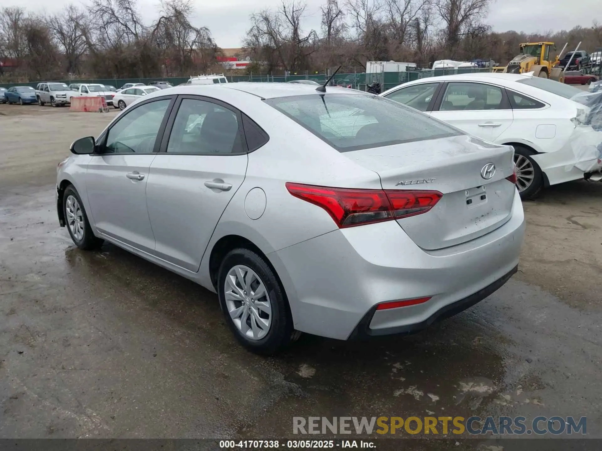 3 Photograph of a damaged car 3KPC24A67NE163826 HYUNDAI ACCENT 2022