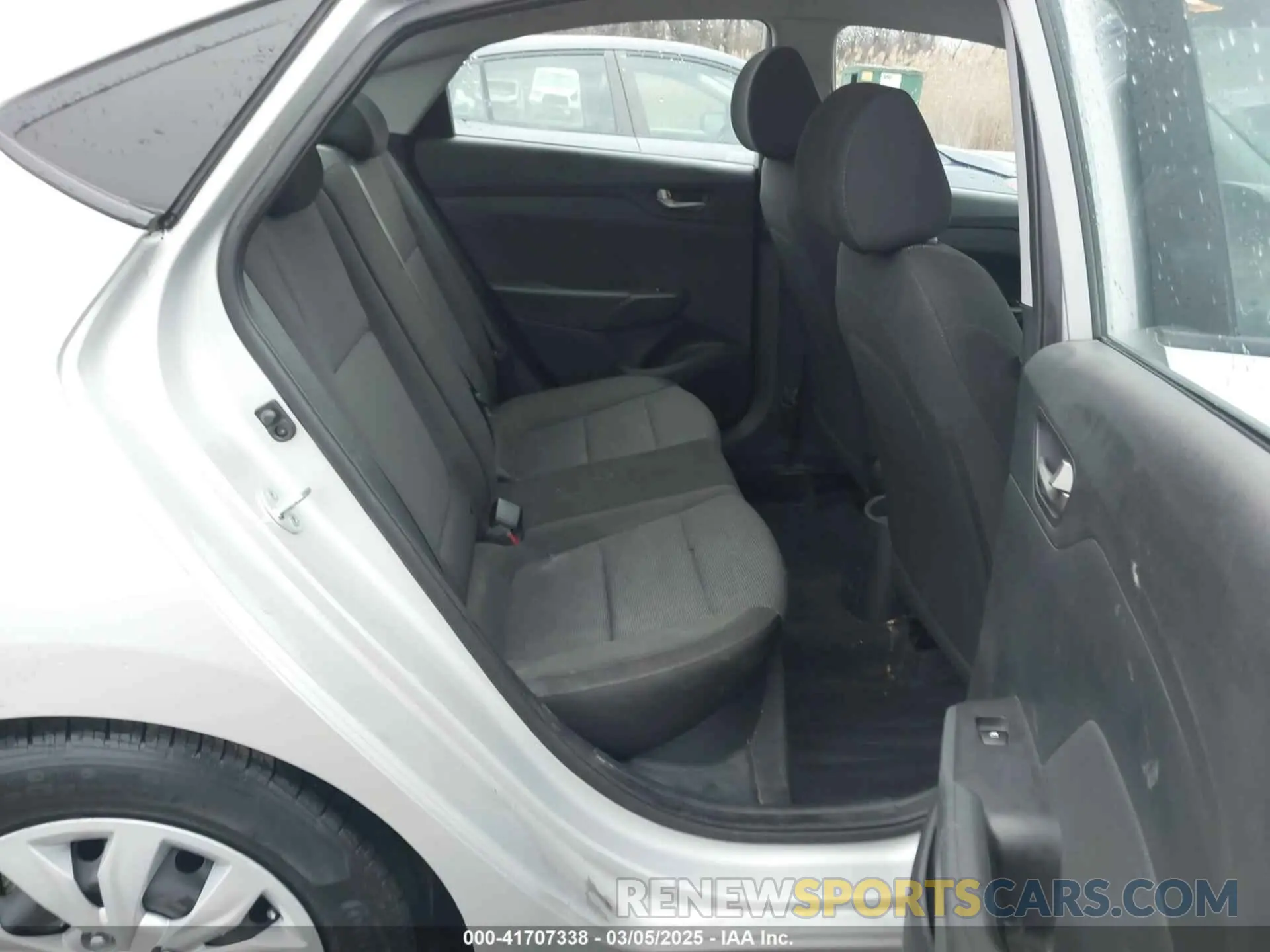 8 Photograph of a damaged car 3KPC24A67NE163826 HYUNDAI ACCENT 2022