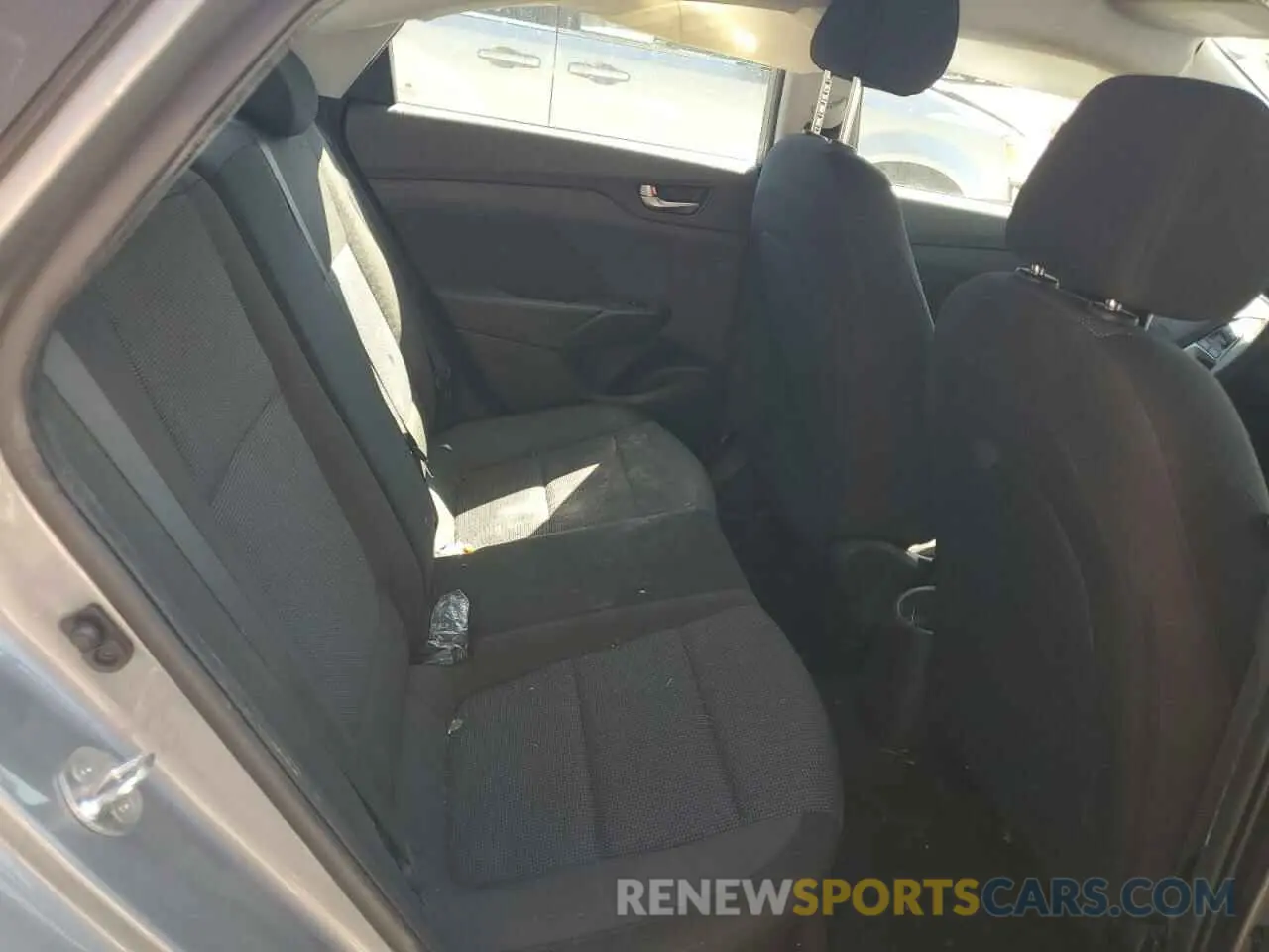 10 Photograph of a damaged car 3KPC24A69NE155811 HYUNDAI ACCENT 2022
