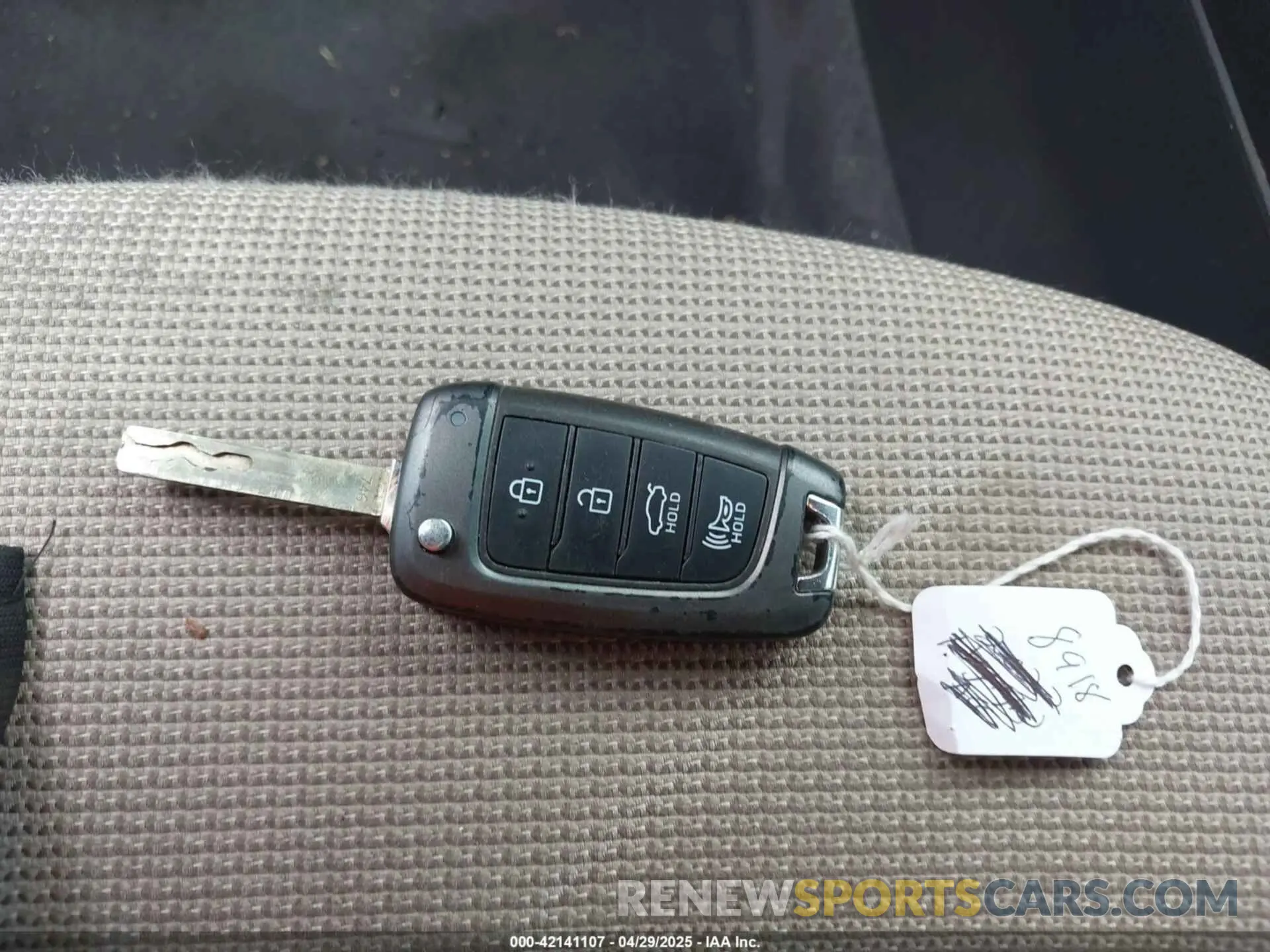 11 Photograph of a damaged car 3KPC24A69NE157588 HYUNDAI ACCENT 2022