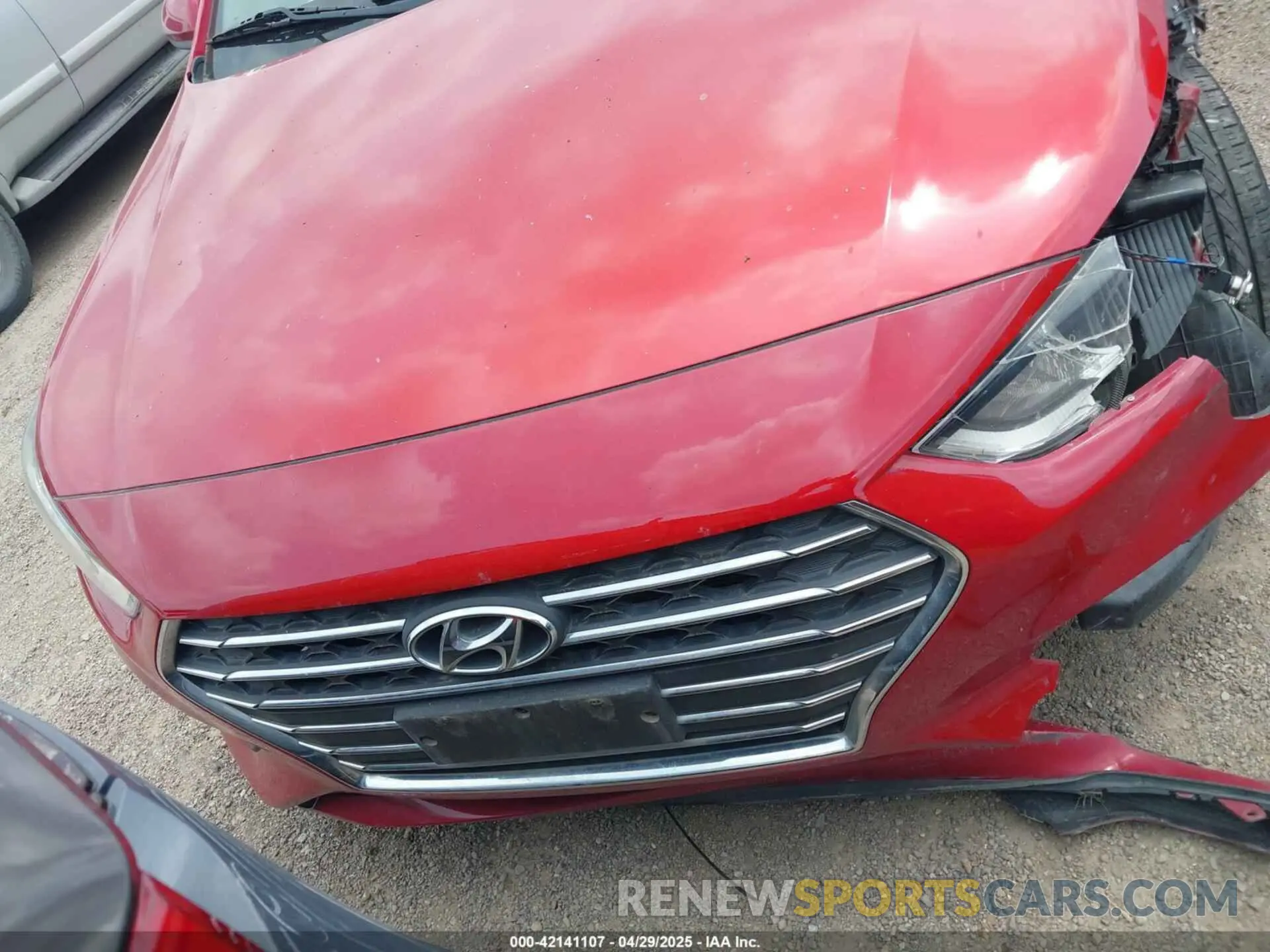 12 Photograph of a damaged car 3KPC24A69NE157588 HYUNDAI ACCENT 2022