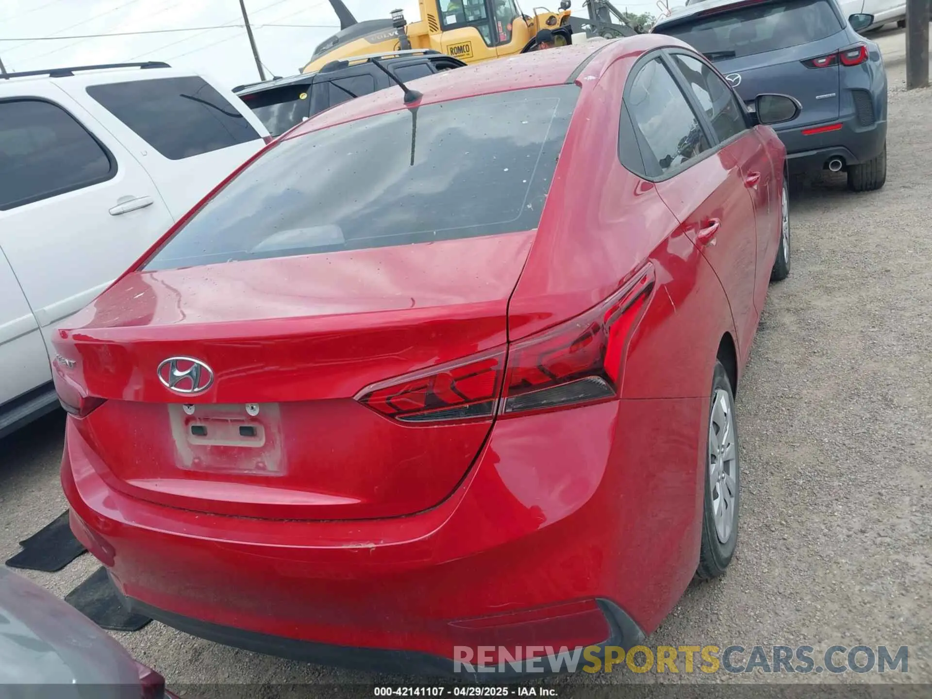 4 Photograph of a damaged car 3KPC24A69NE157588 HYUNDAI ACCENT 2022