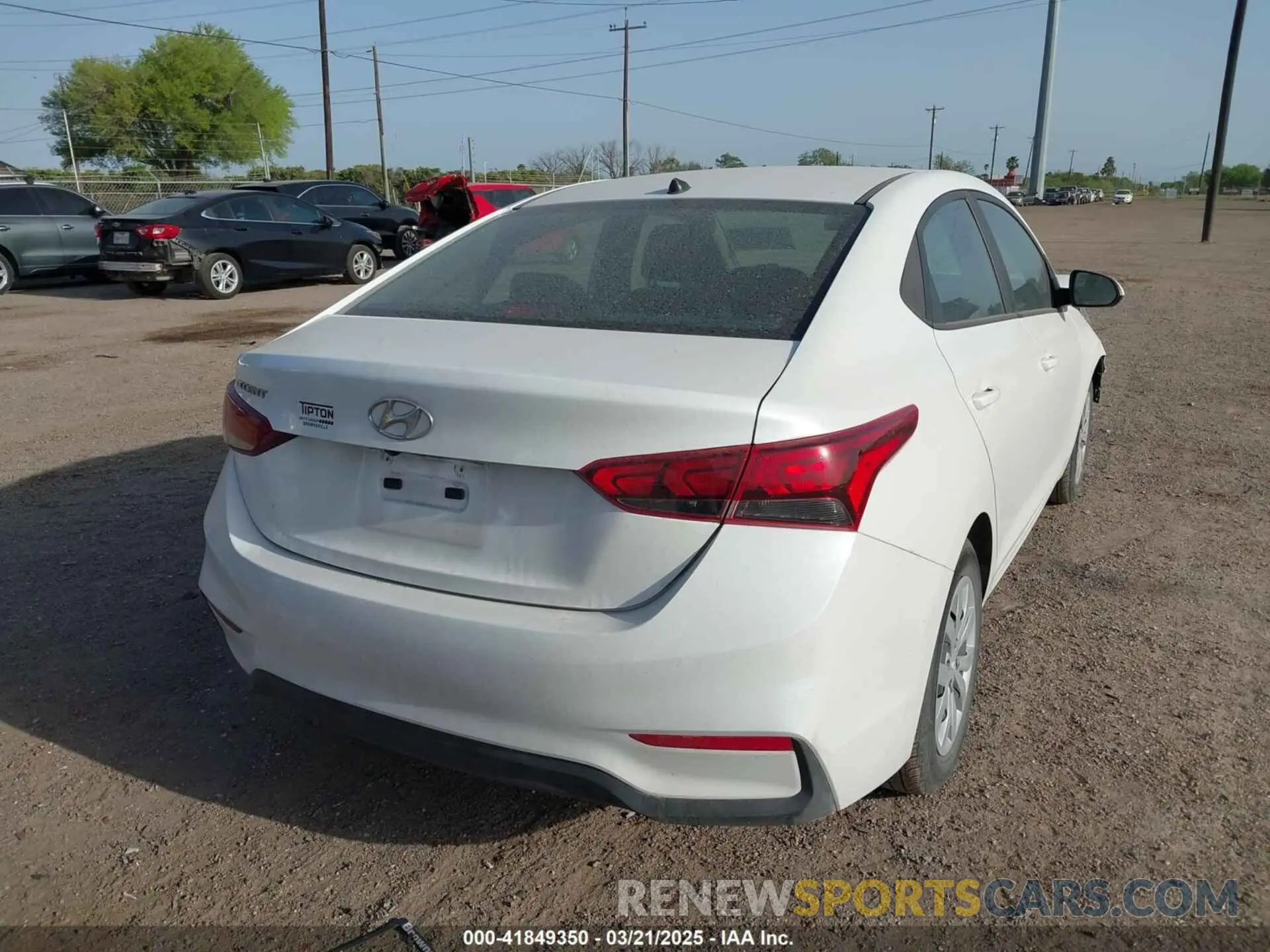 4 Photograph of a damaged car 3KPC24A69NE169448 HYUNDAI ACCENT 2022