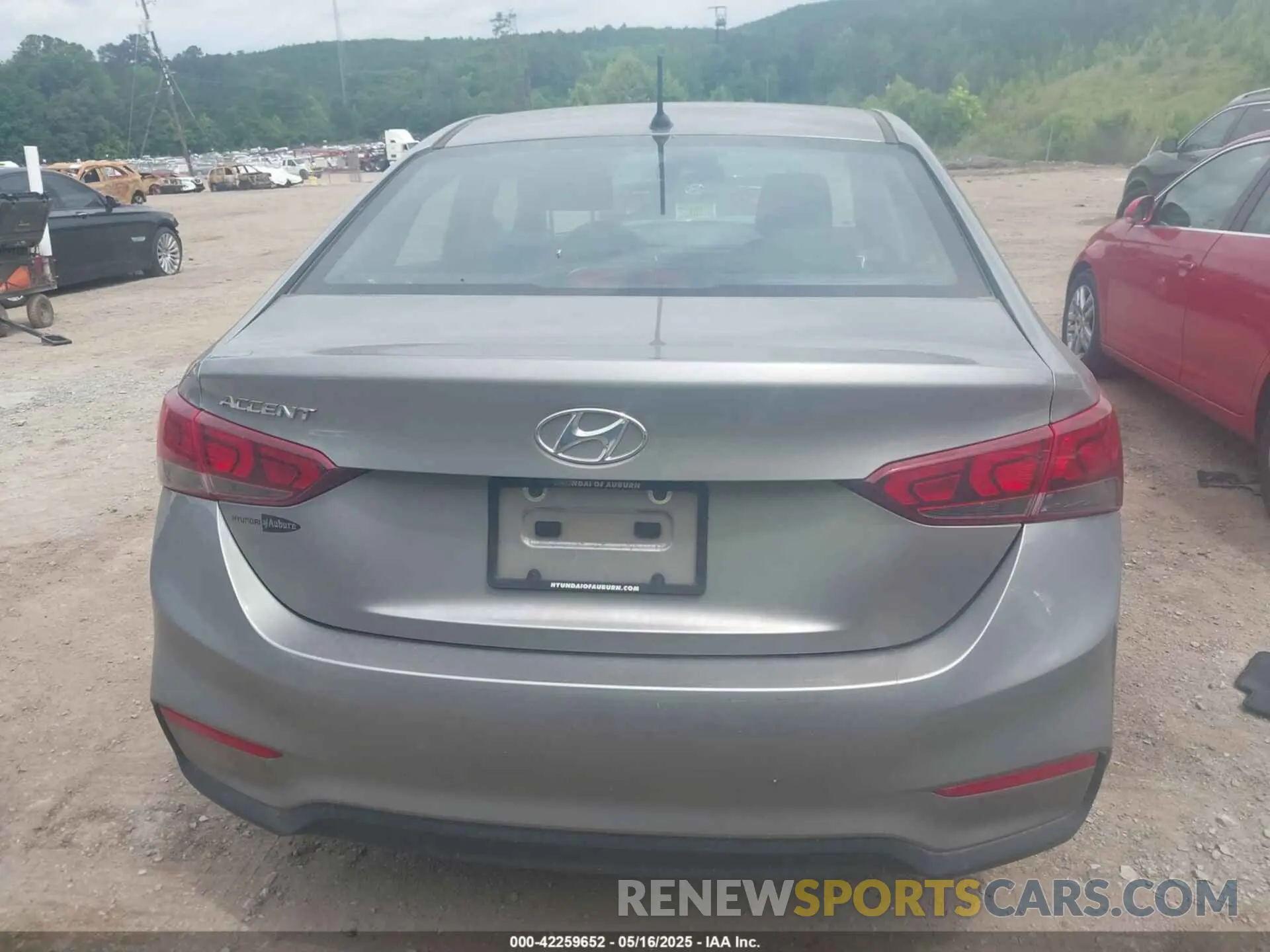 16 Photograph of a damaged car 3KPC24A69NE183575 HYUNDAI ACCENT 2022