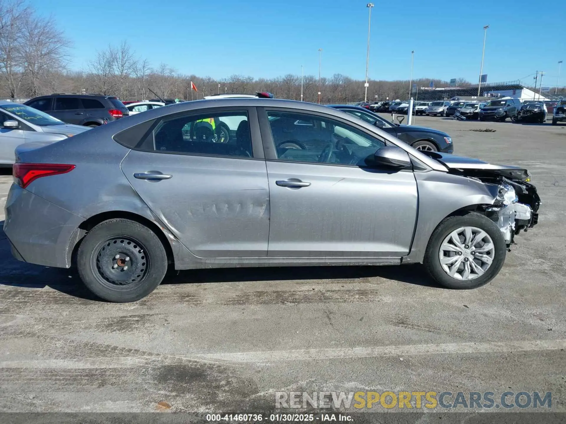 14 Фотография поврежденного автомобиля 3KPC24A69NE183673 HYUNDAI ACCENT 2022