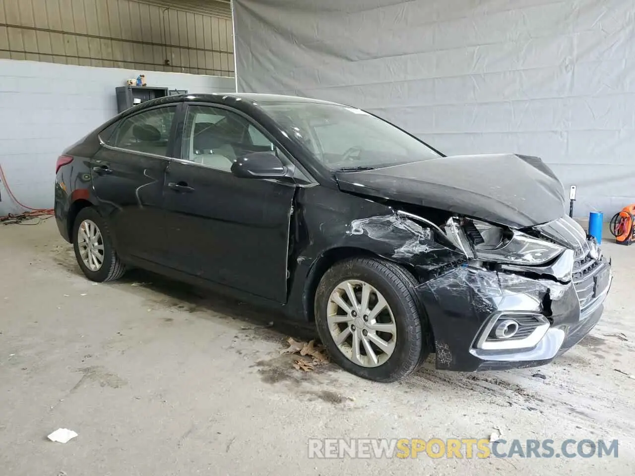 4 Photograph of a damaged car 3KPC24A6XNE153761 HYUNDAI ACCENT 2022