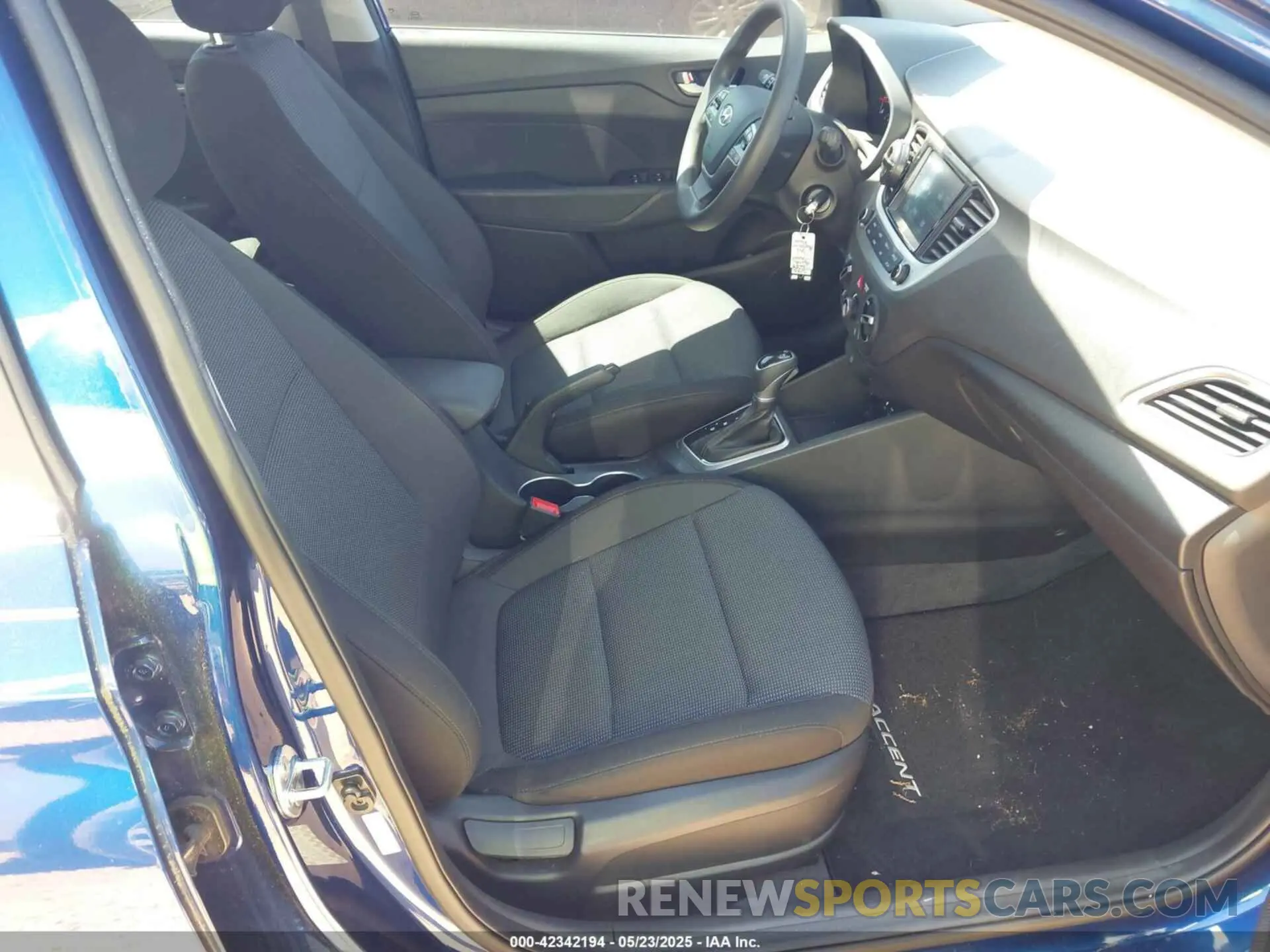 5 Photograph of a damaged car 3KPC24A6XNE156370 HYUNDAI ACCENT 2022