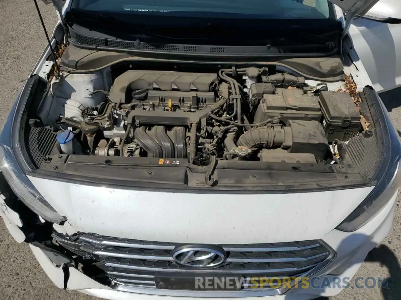 11 Photograph of a damaged car 3KPC24A6XNE173721 HYUNDAI ACCENT 2022