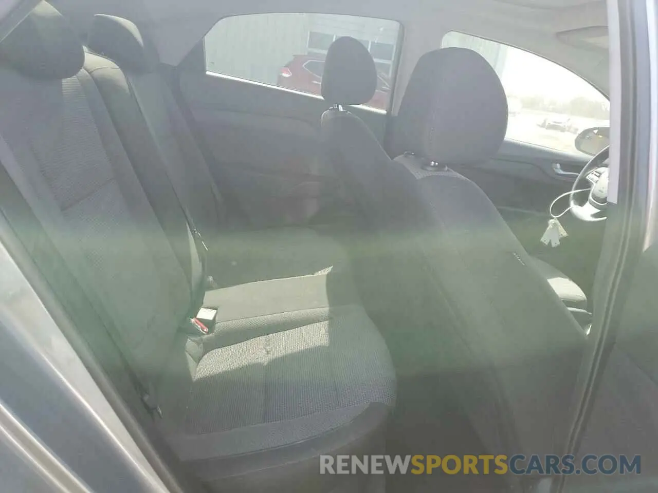 10 Photograph of a damaged car 3KPC34A62NE157526 HYUNDAI ACCENT 2022