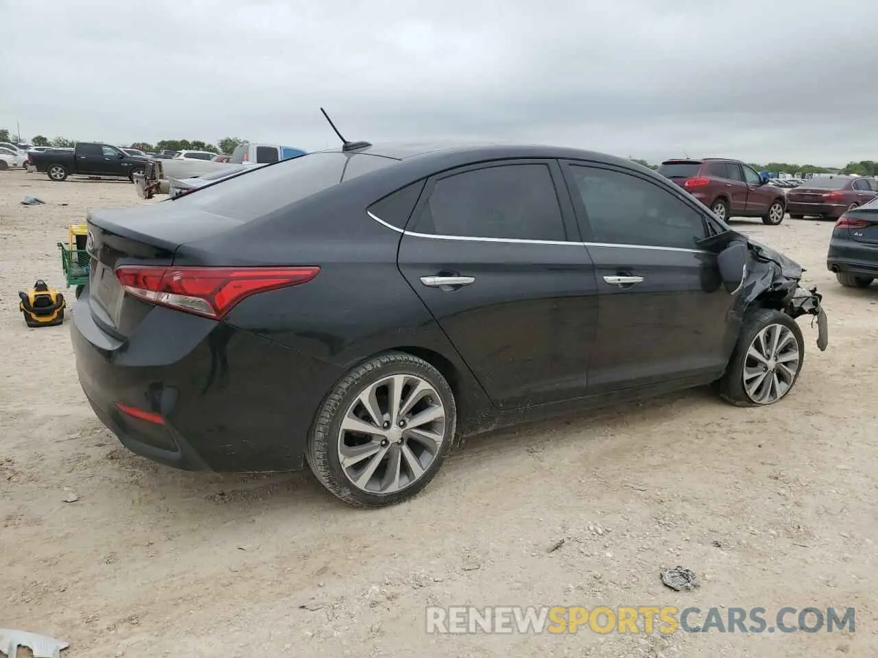 3 Photograph of a damaged car 3KPC34A68NE169681 HYUNDAI ACCENT 2022