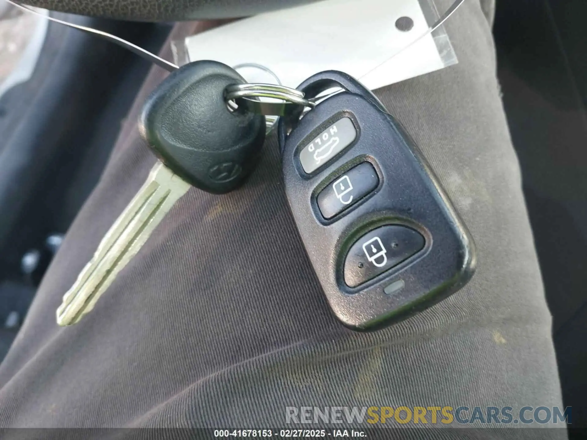 11 Photograph of a damaged car 5NPD74LF0KH433862 HYUNDAI ELANTRA 2019