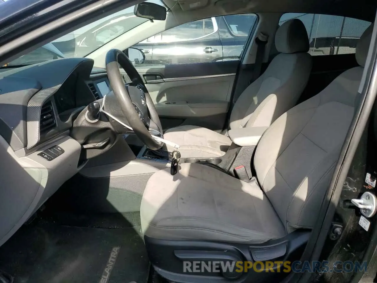7 Photograph of a damaged car 5NPD74LF0KH487419 HYUNDAI ELANTRA 2019