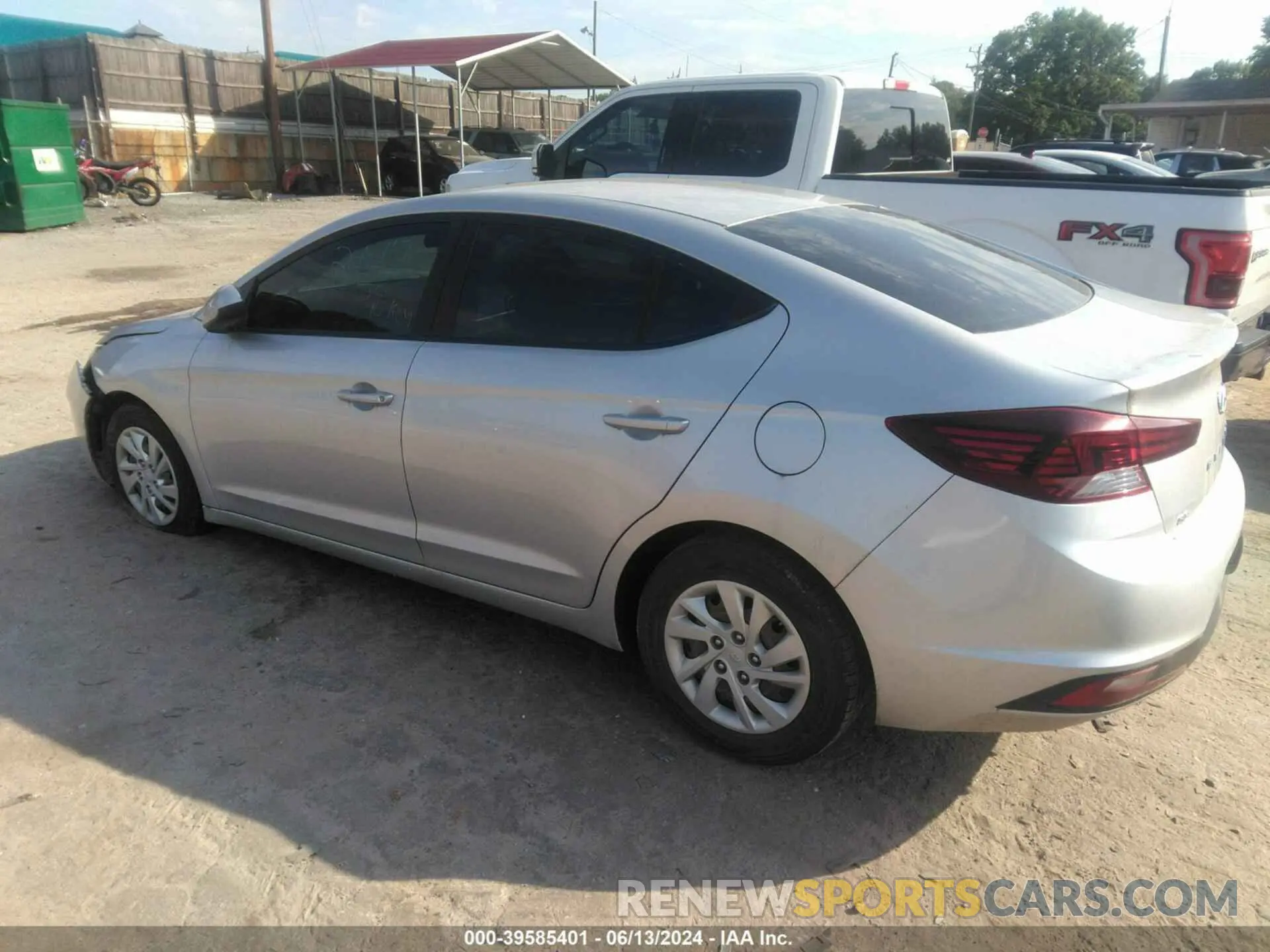 3 Фотография поврежденного автомобиля 5NPD74LF1KH400465 HYUNDAI ELANTRA 2019