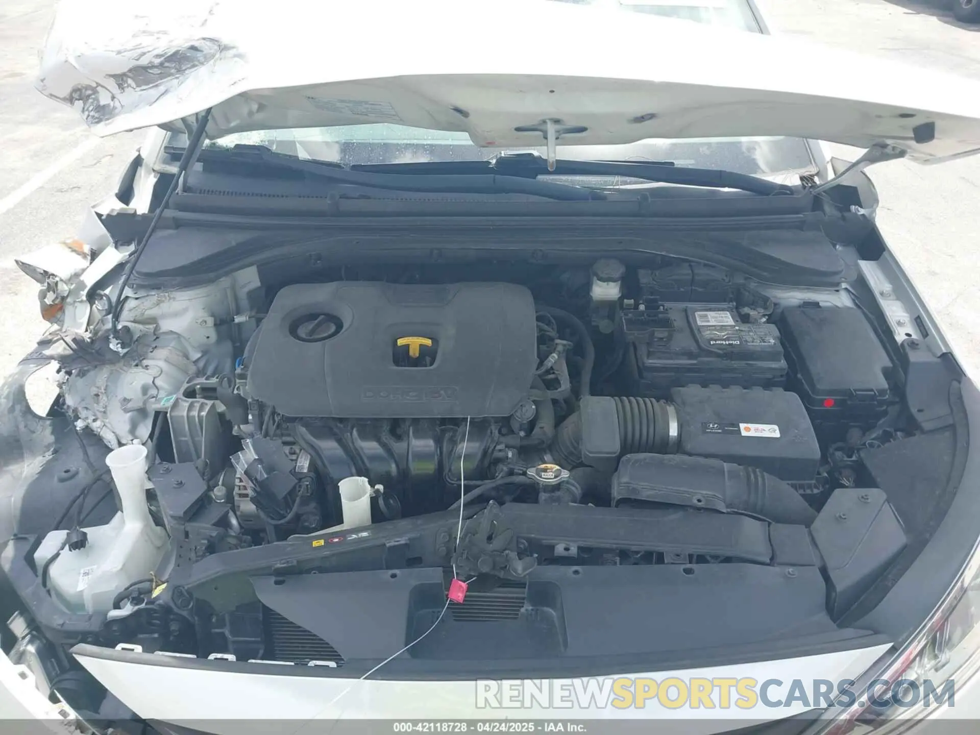 10 Photograph of a damaged car 5NPD74LF1KH430405 HYUNDAI ELANTRA 2019