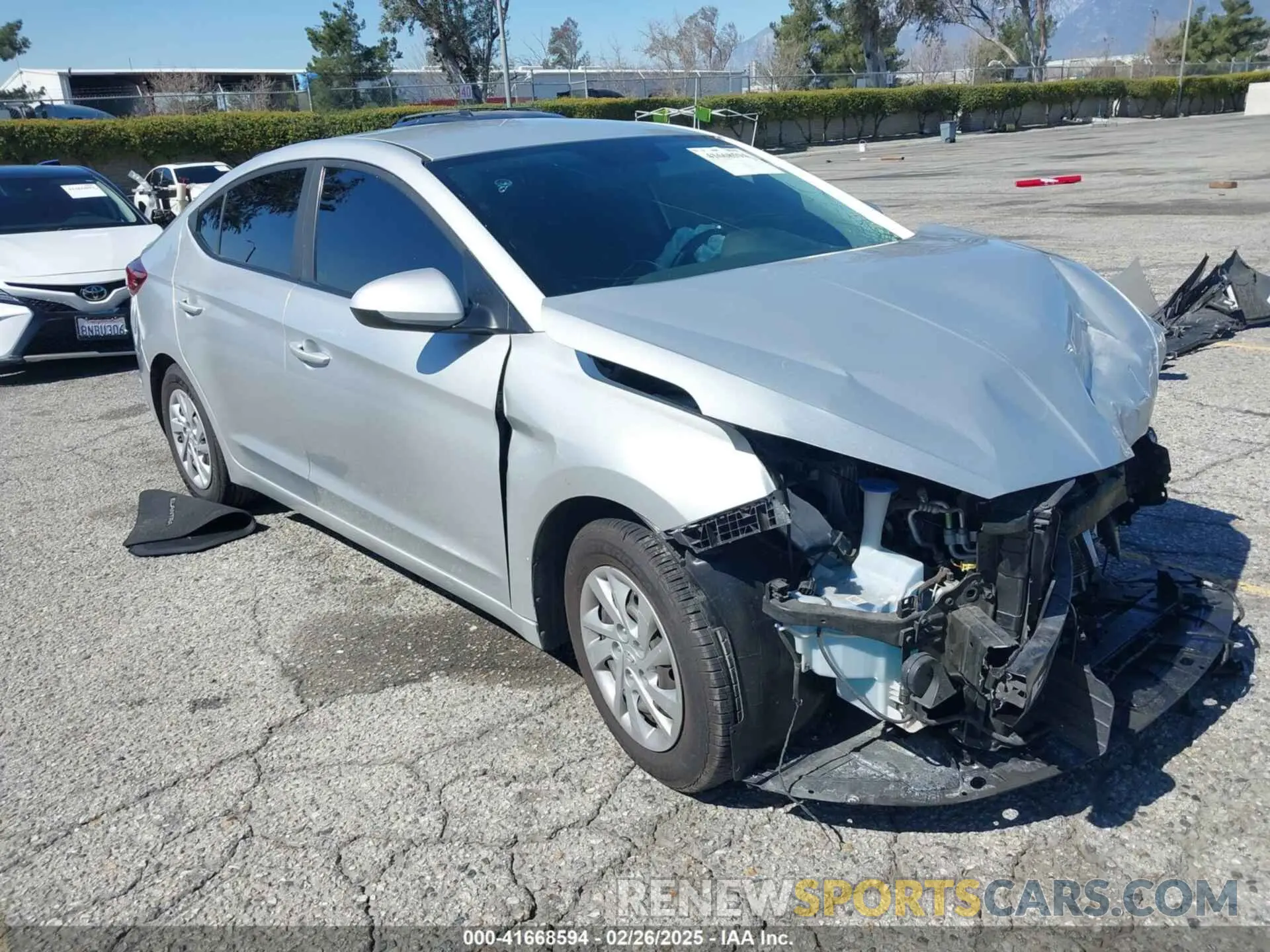 1 Фотография поврежденного автомобиля 5NPD74LF2KH452154 HYUNDAI ELANTRA 2019