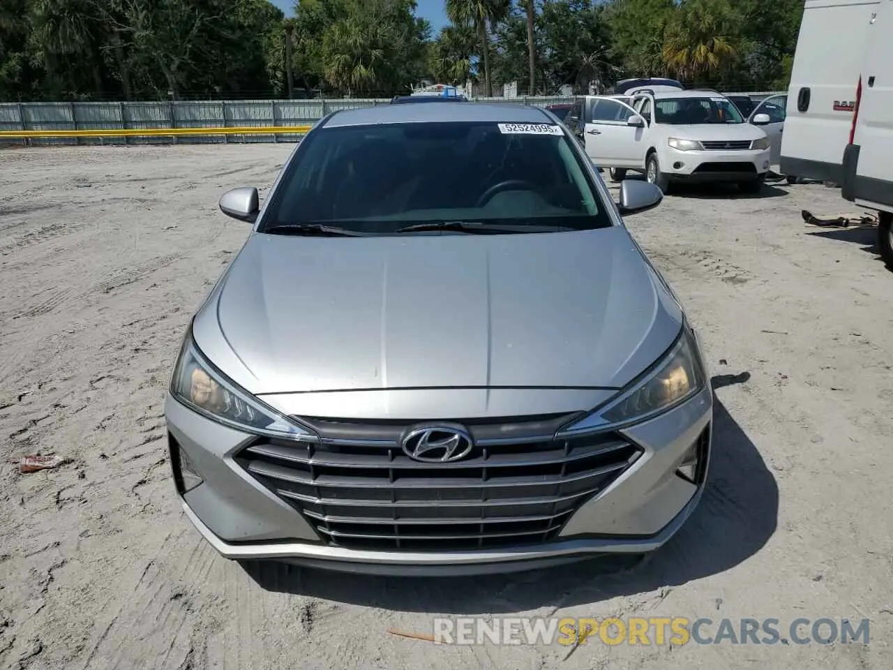 5 Фотография поврежденного автомобиля 5NPD74LF2KH495747 HYUNDAI ELANTRA 2019