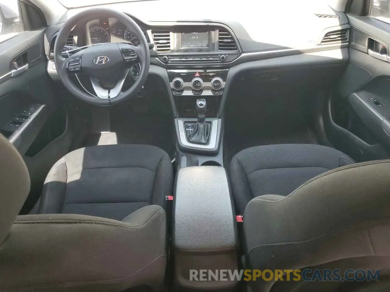8 Photograph of a damaged car 5NPD74LF3KH447450 HYUNDAI ELANTRA 2019