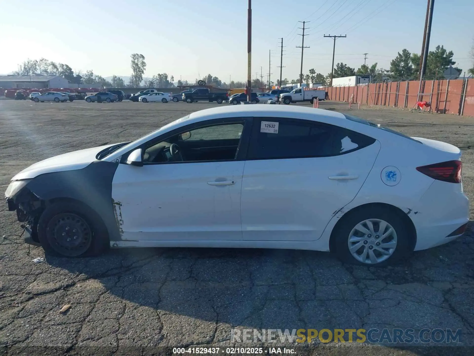 15 Фотография поврежденного автомобиля 5NPD74LF3KH454978 HYUNDAI ELANTRA 2019