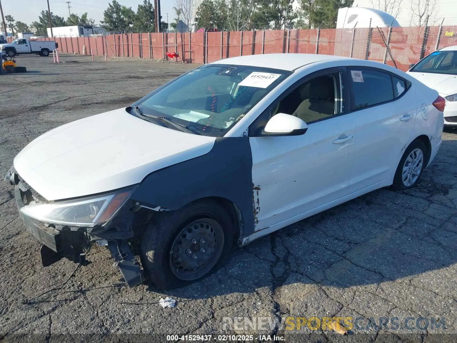 2 Фотография поврежденного автомобиля 5NPD74LF3KH454978 HYUNDAI ELANTRA 2019