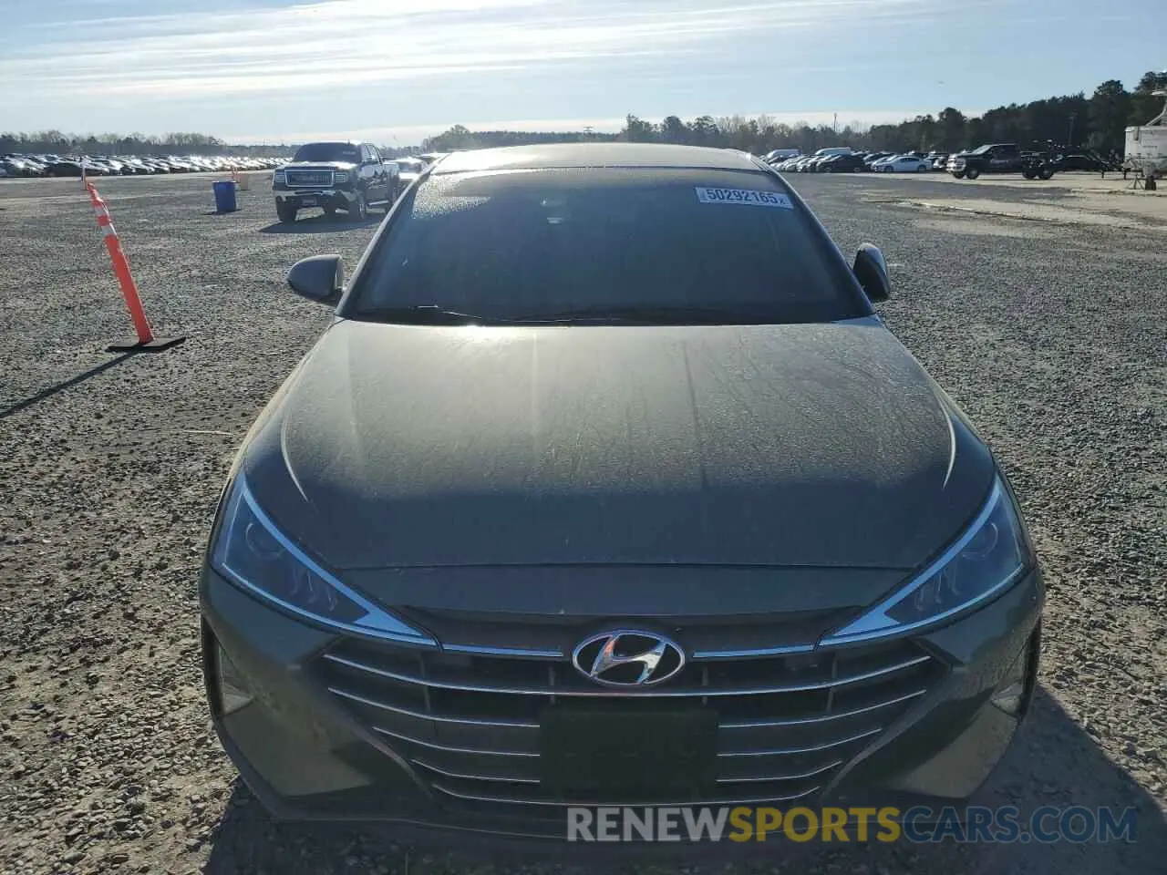 5 Photograph of a damaged car 5NPD74LF4KH442743 HYUNDAI ELANTRA 2019